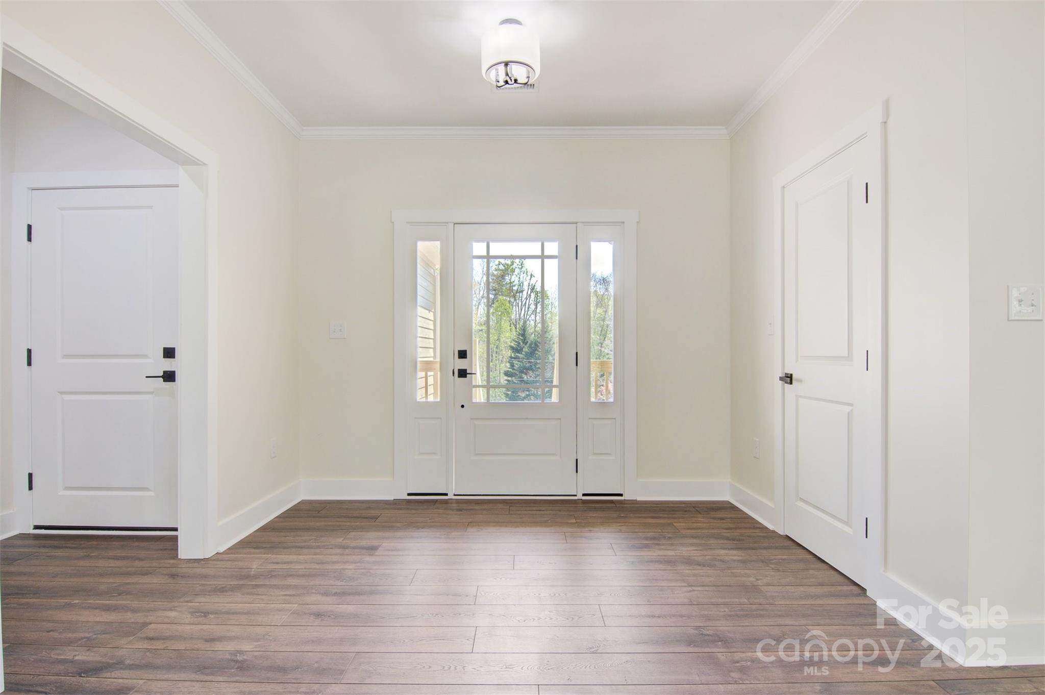 9165 Cherokee Drive