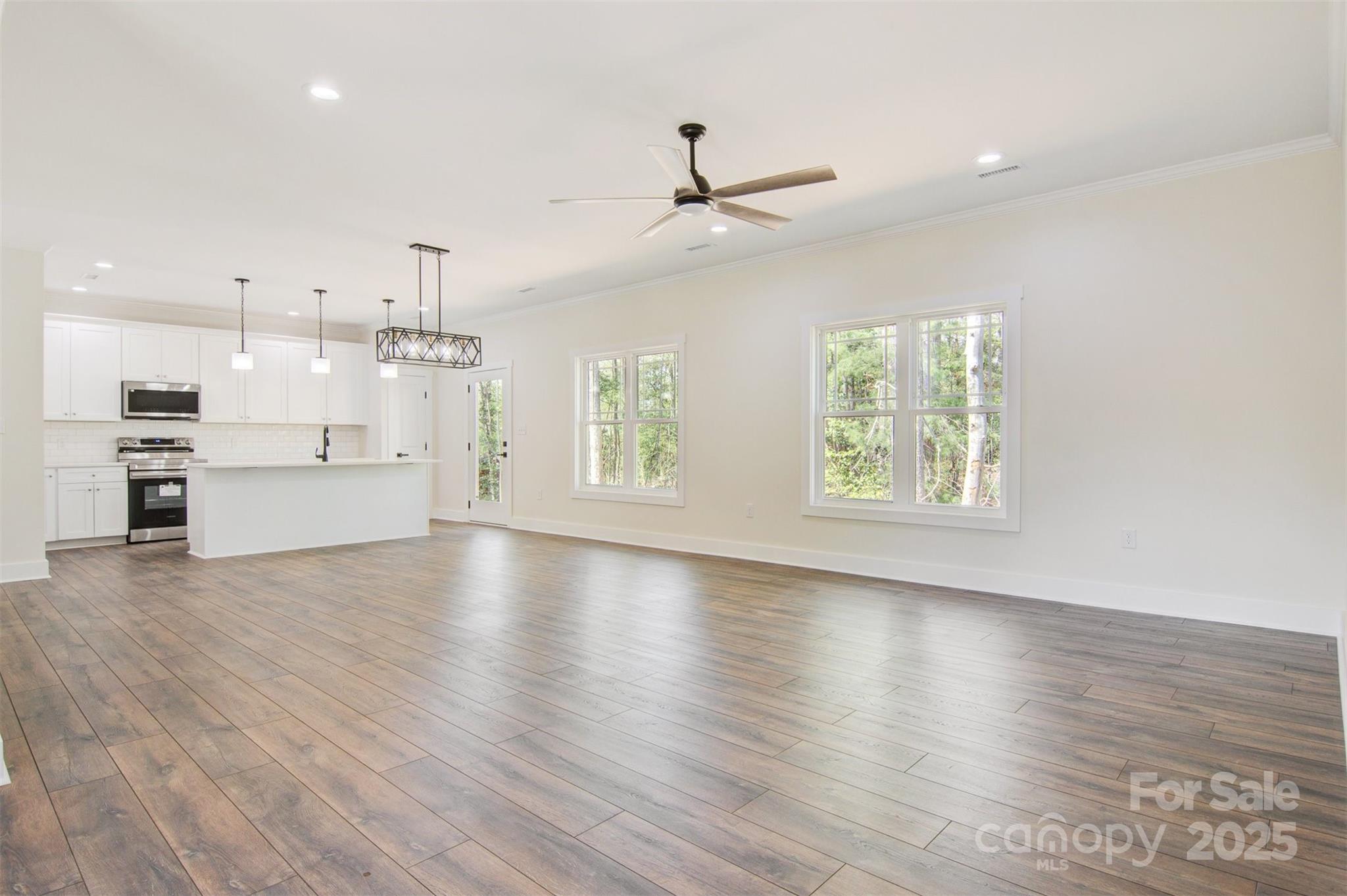 9165 Cherokee Drive