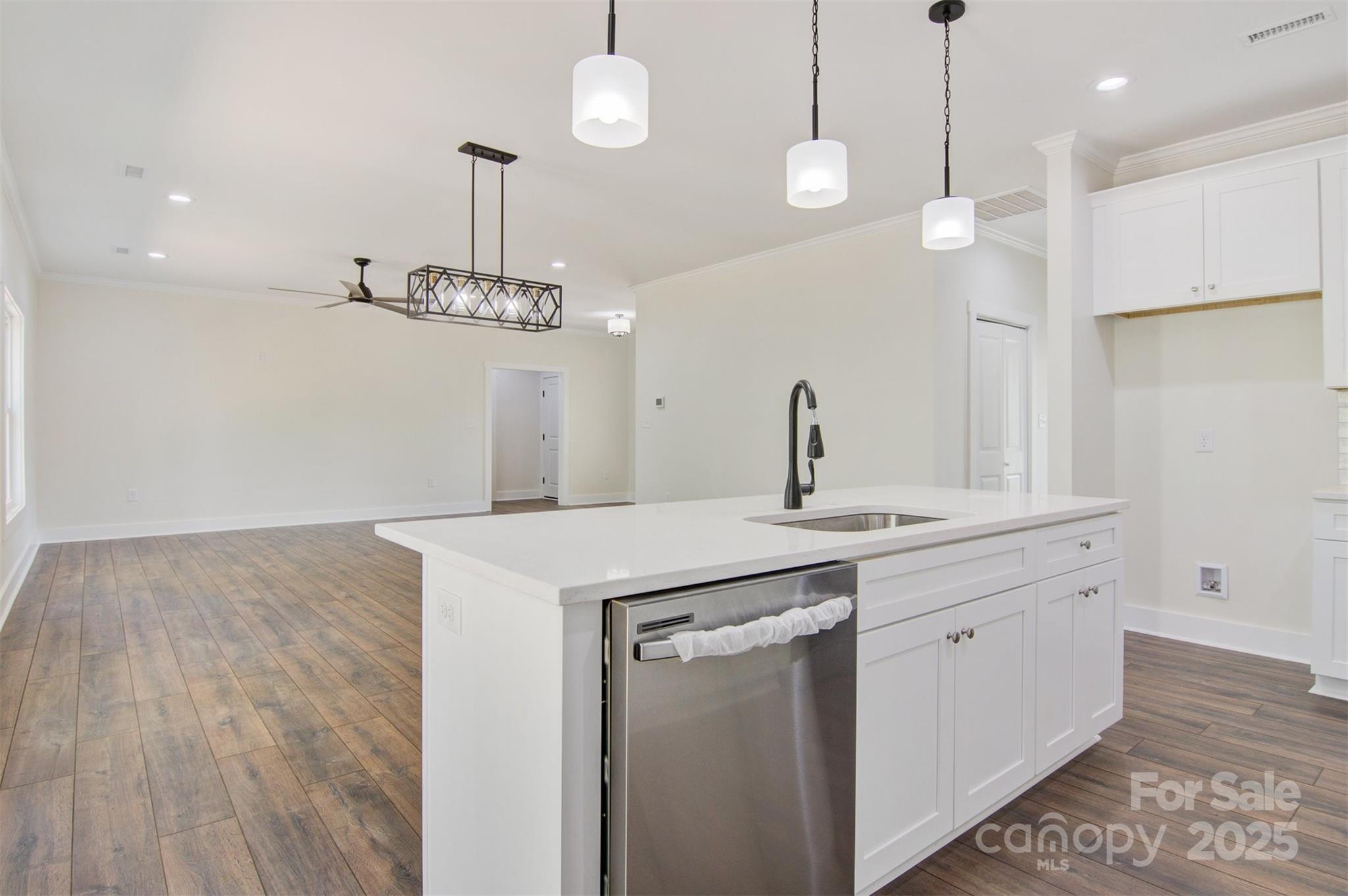 9165 Cherokee Drive