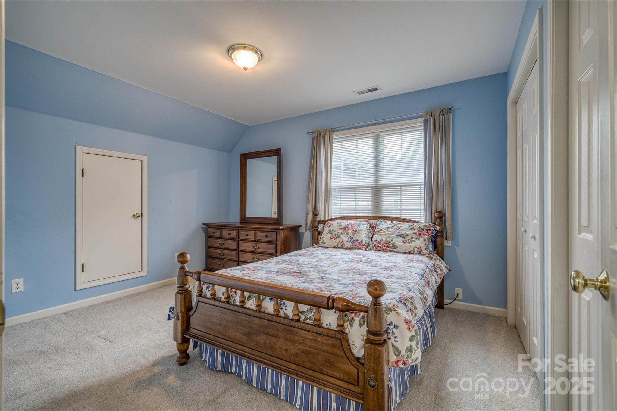 2478 23rd Street NE