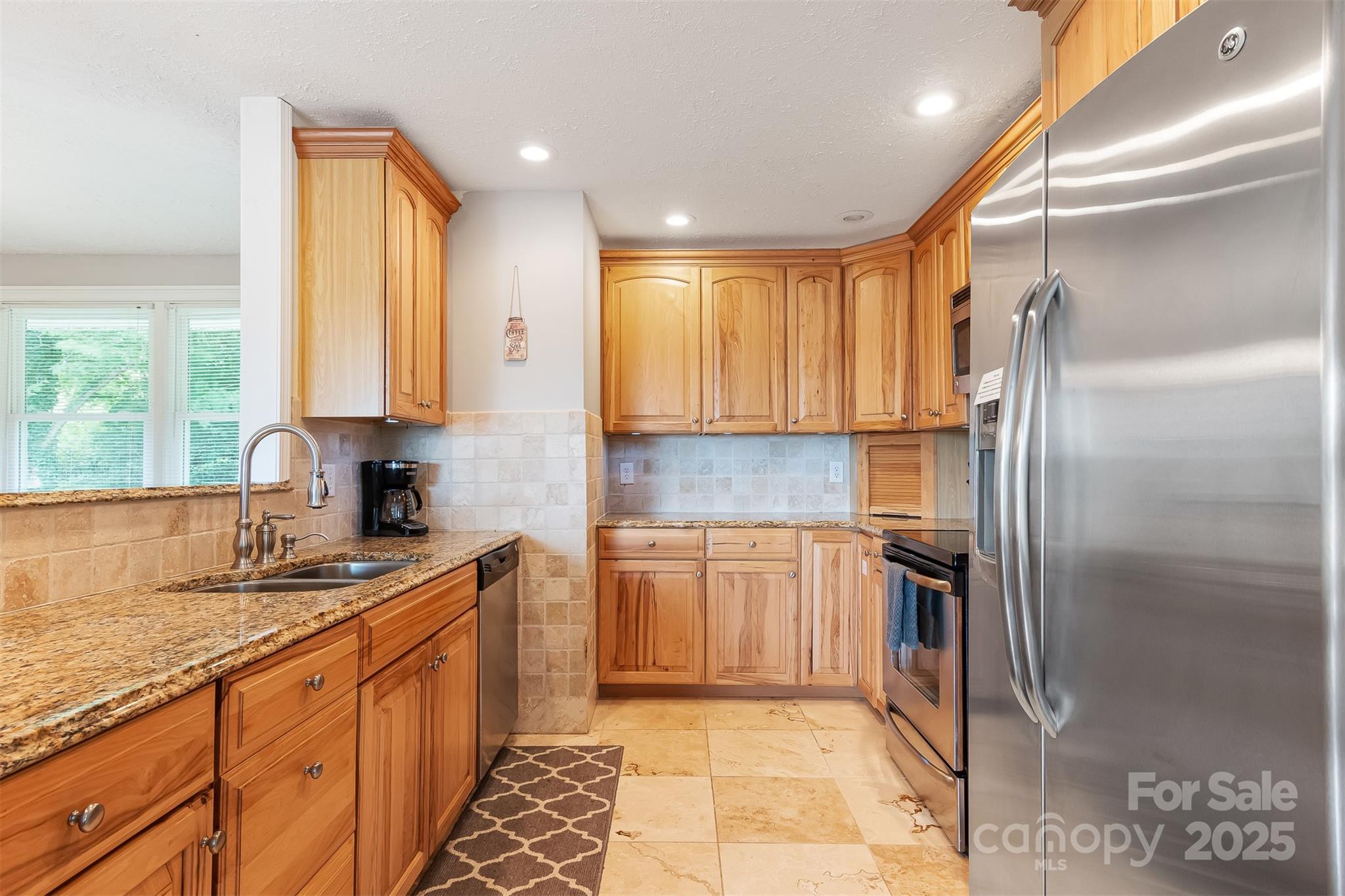 6294 Southlake Drive