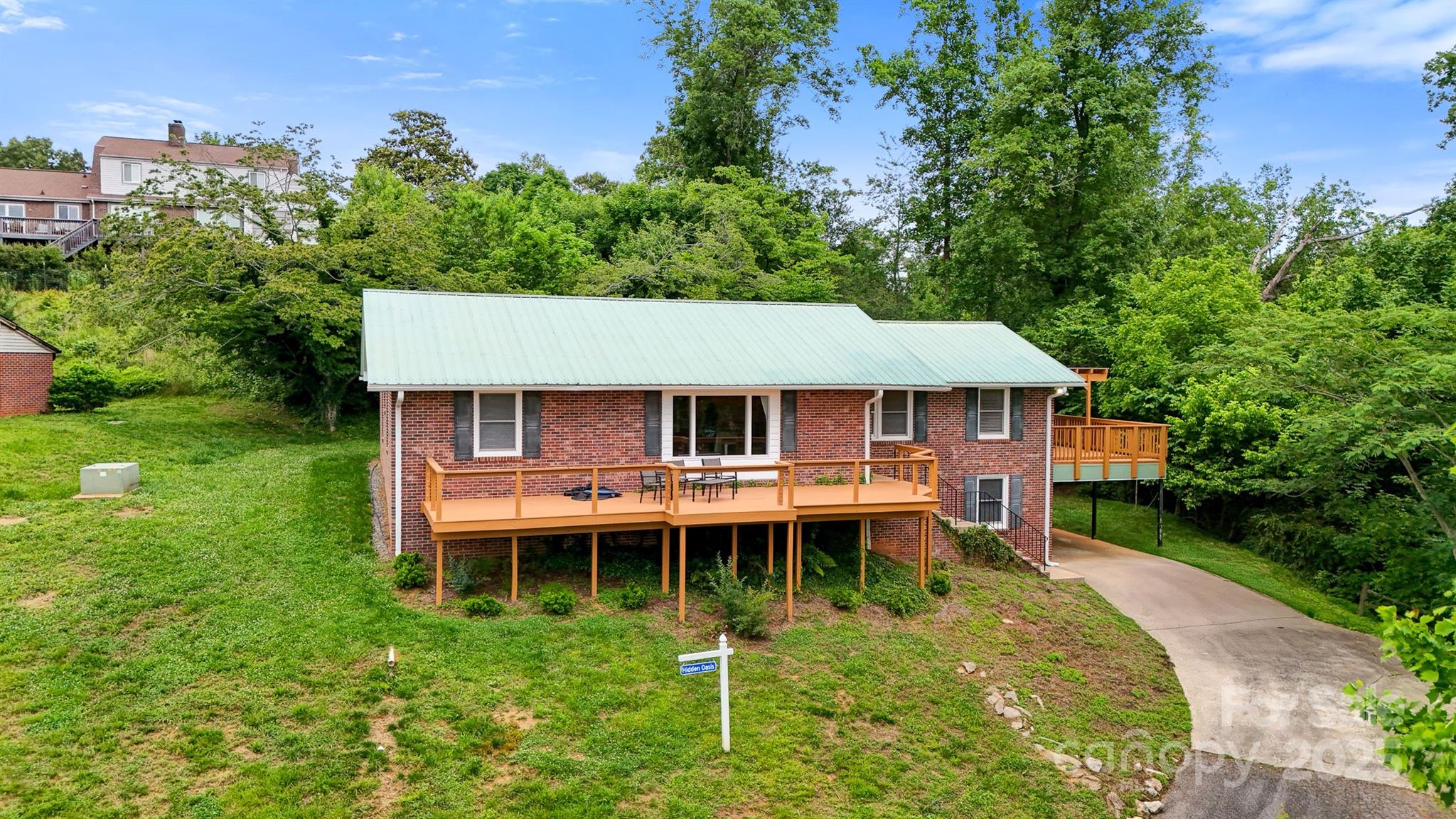 6294 Southlake Drive