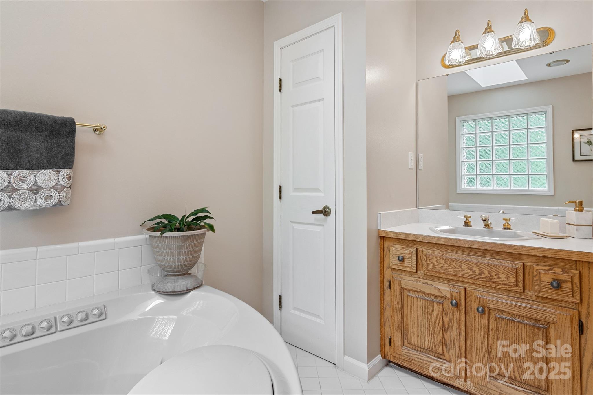 133 37th Avenue Place NW