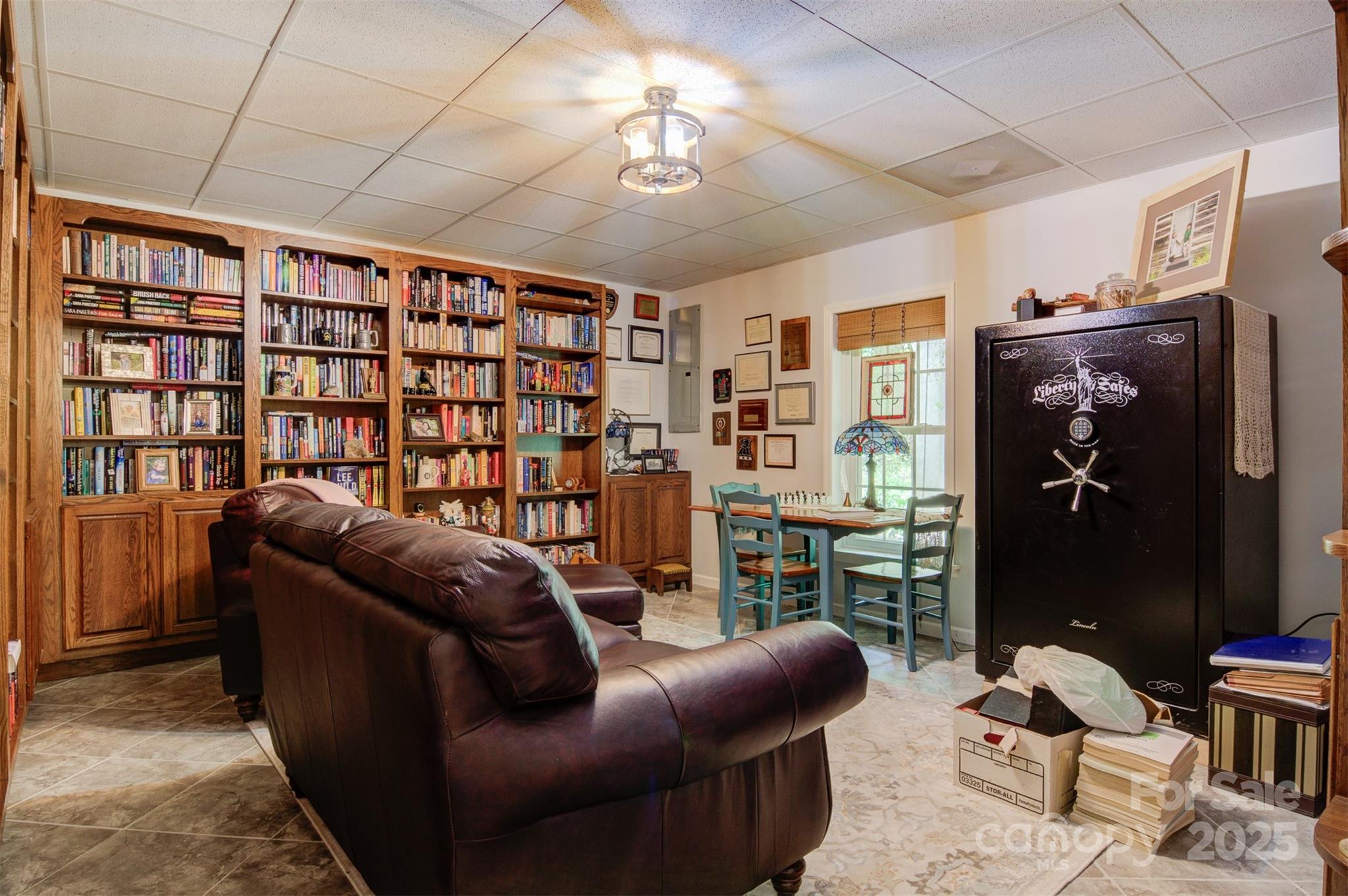 133 37th Avenue Place NW