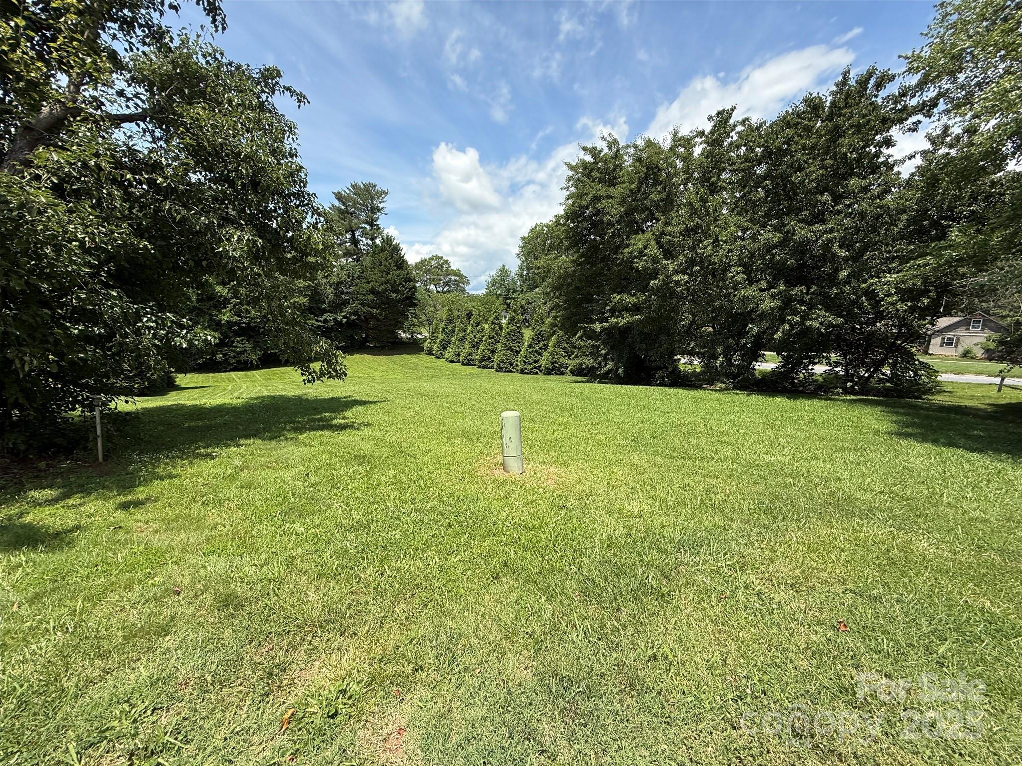 1147 10th Street Lane NW