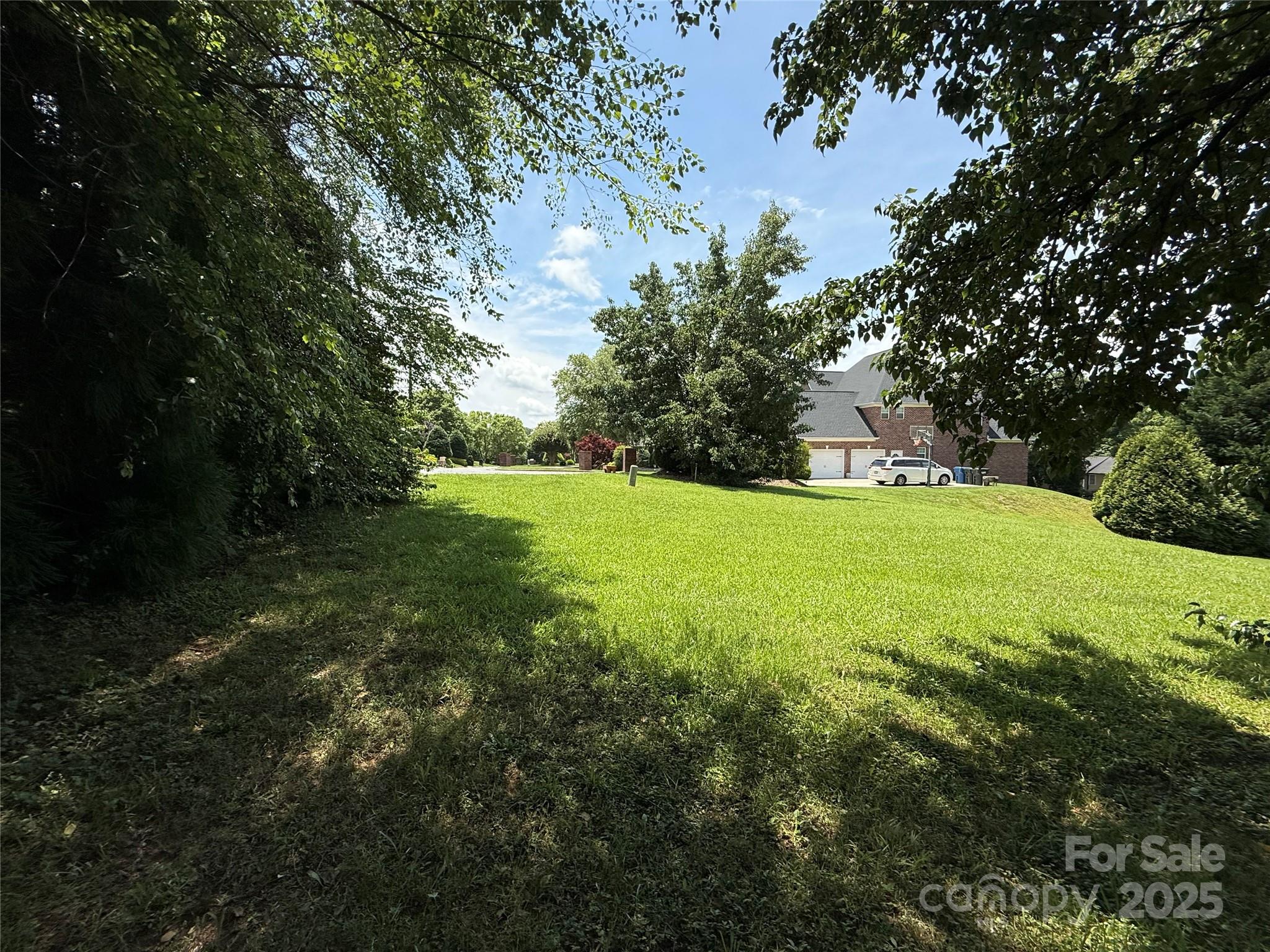 1147 10th Street Lane NW