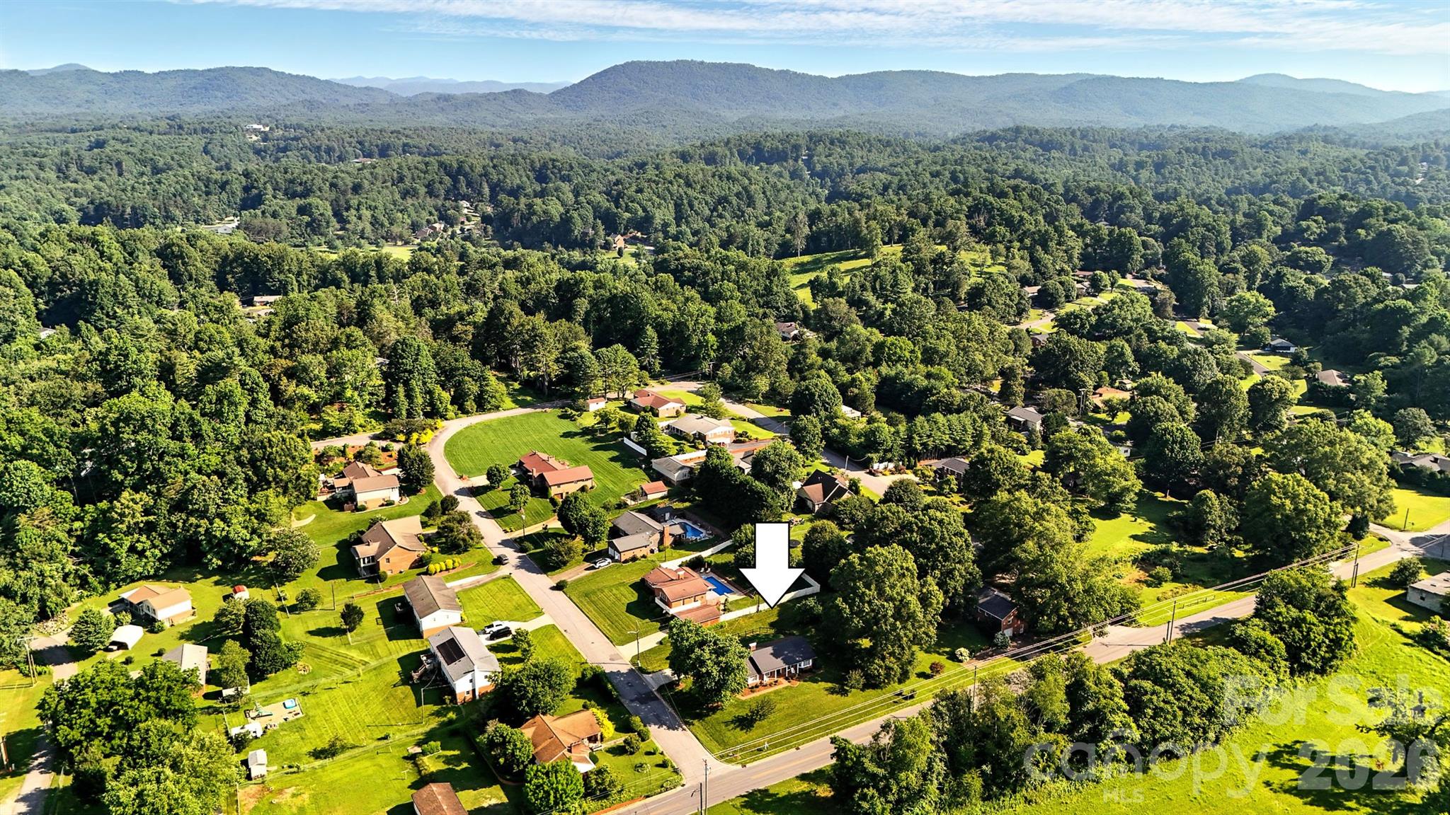 601 Pennell Street NE