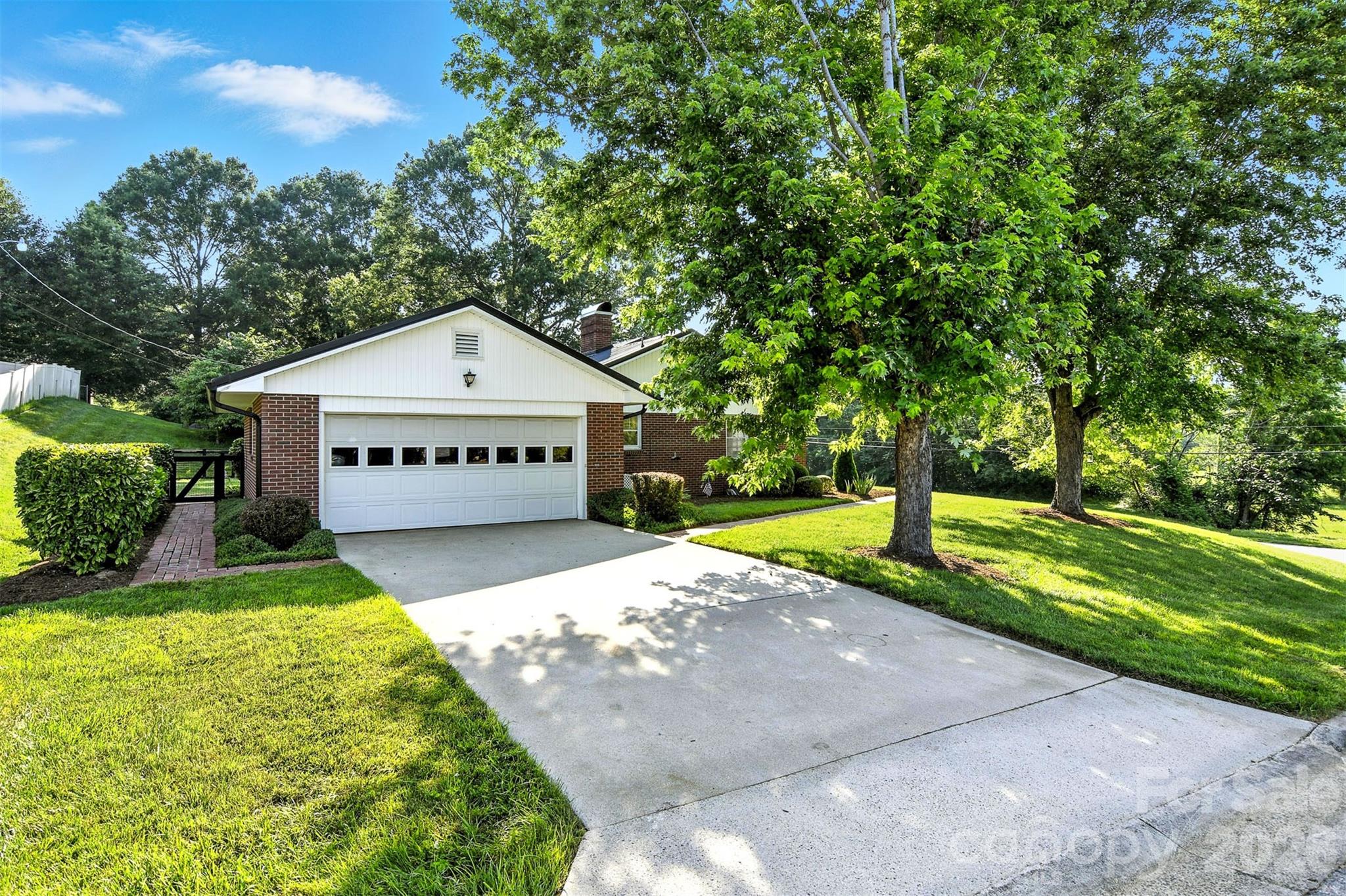 601 Pennell Street NE