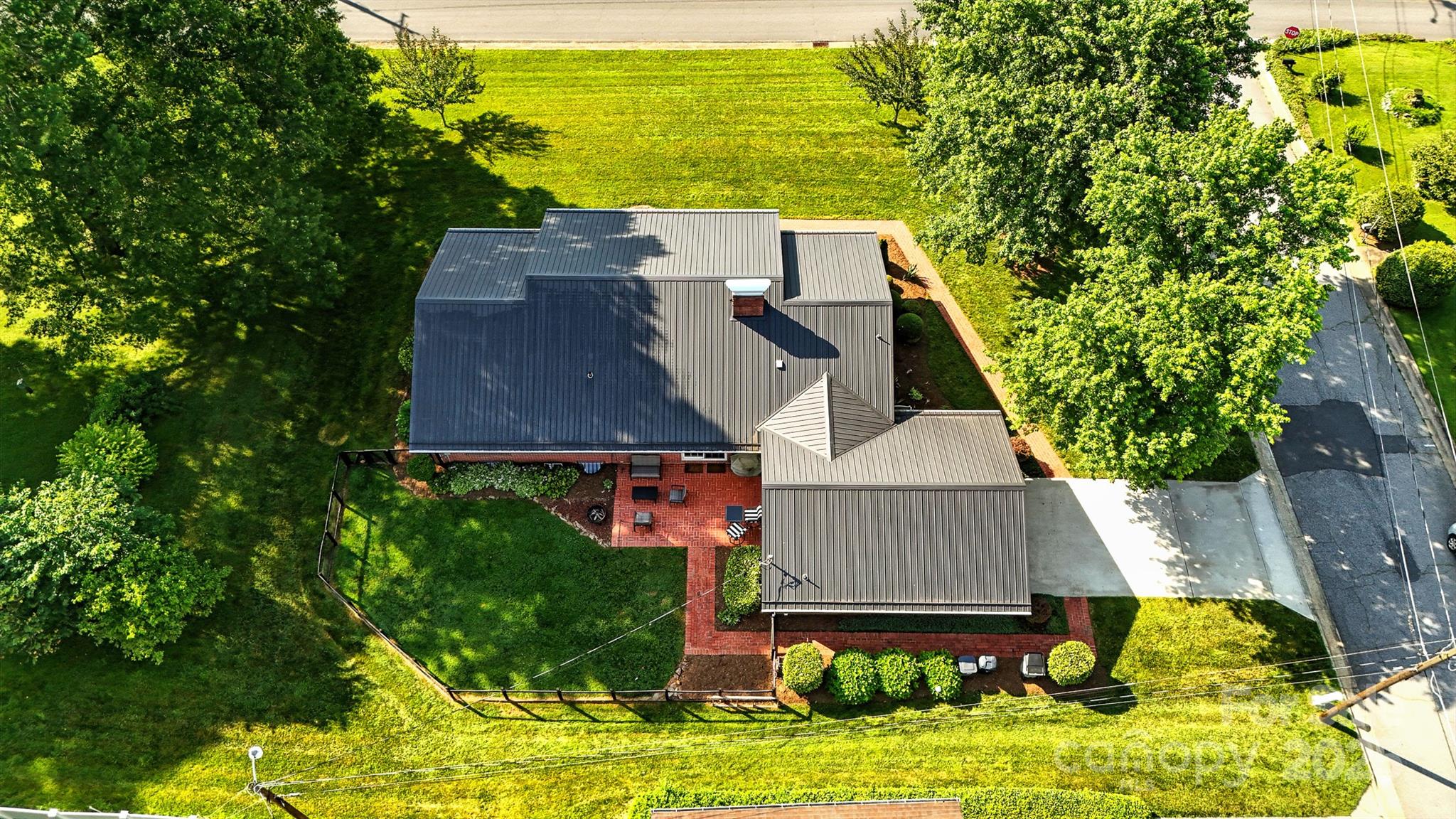 601 Pennell Street NE