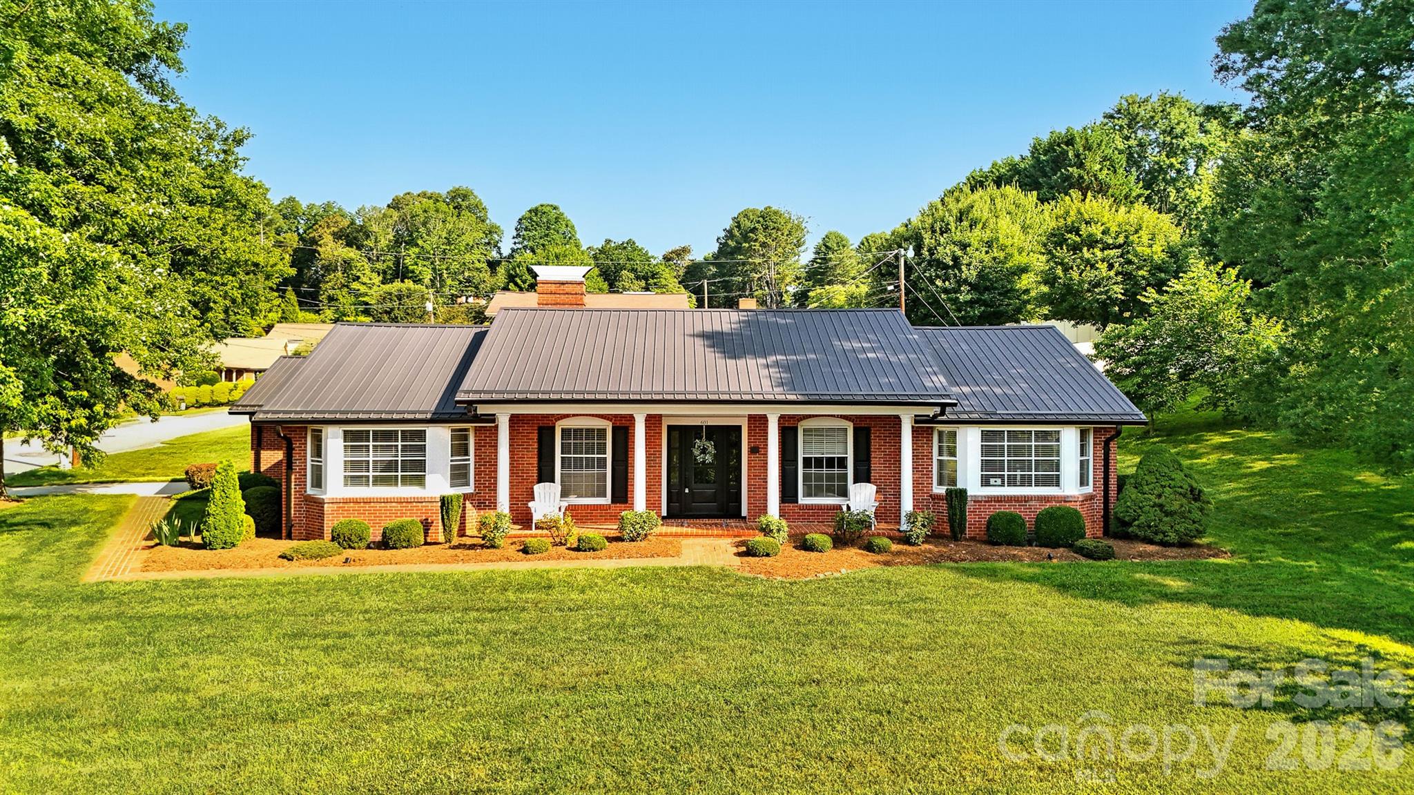 601 Pennell Street NE