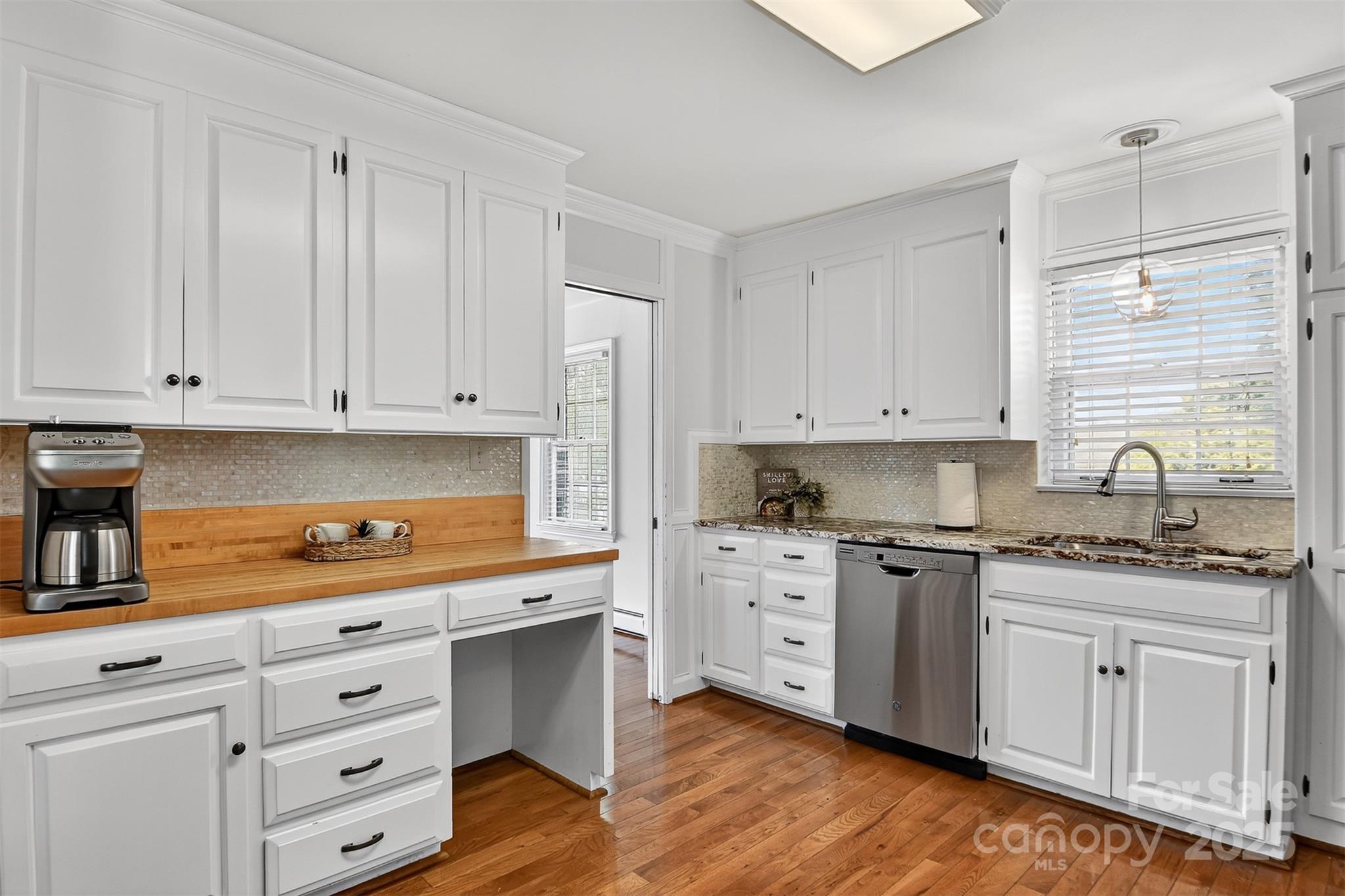 601 Pennell Street NE