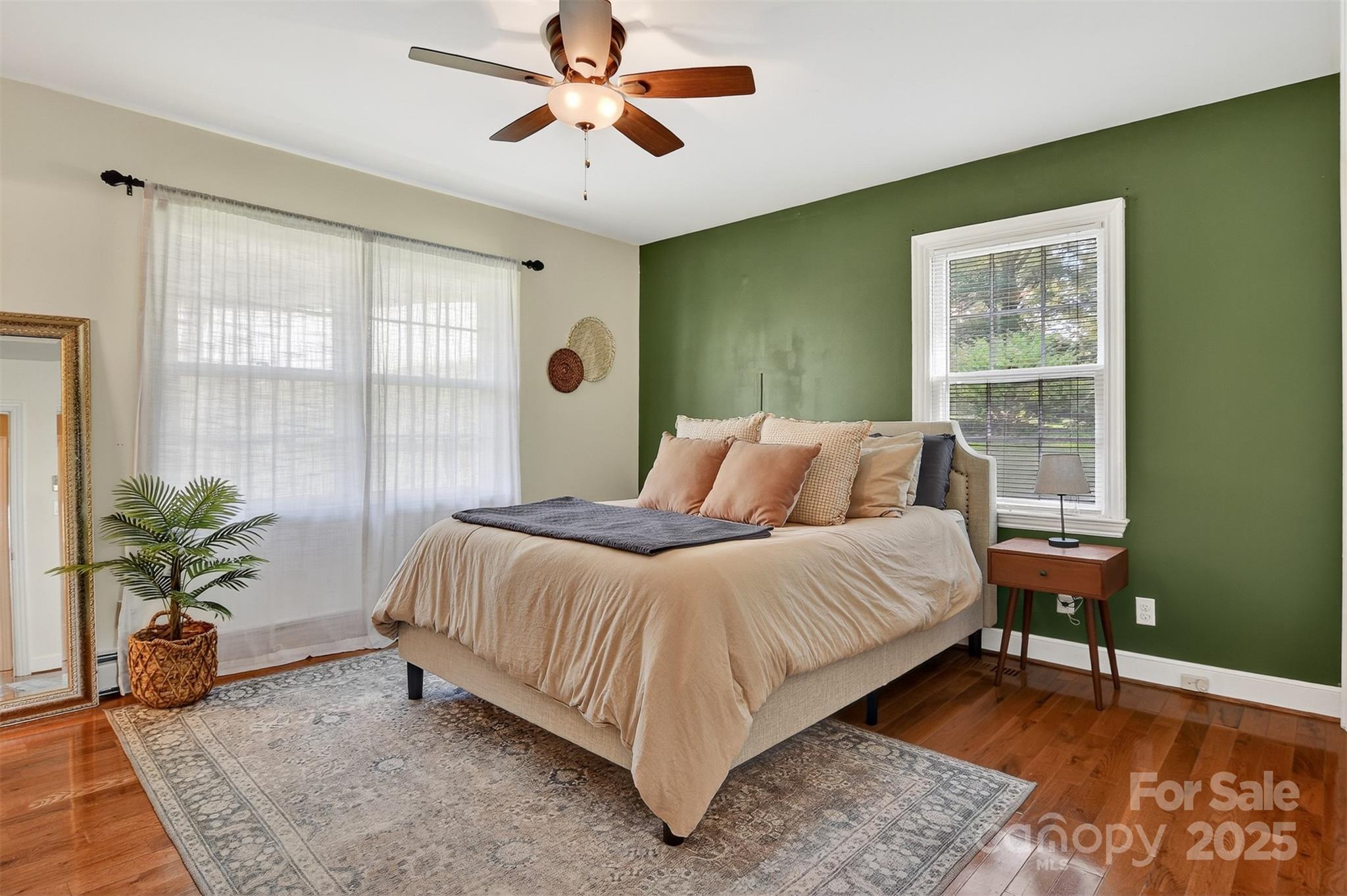 601 Pennell Street NE