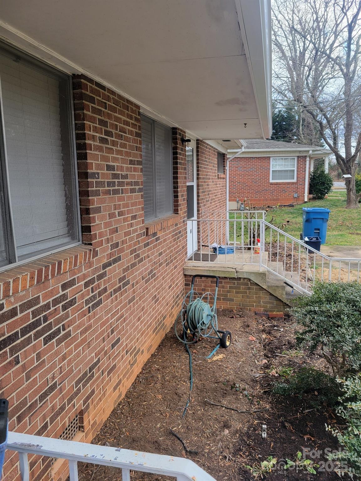 44 17th Avenue Court NW