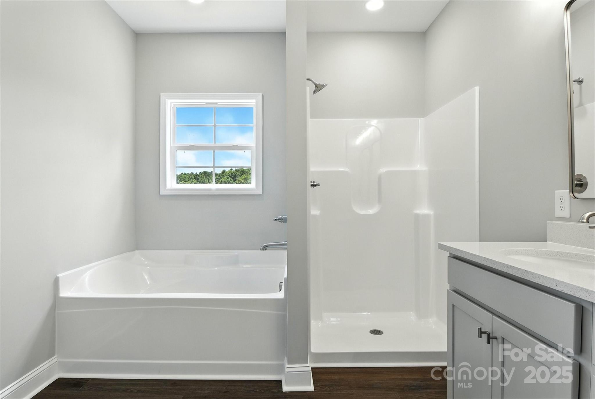 60 Westwinds Drive Unit: 9