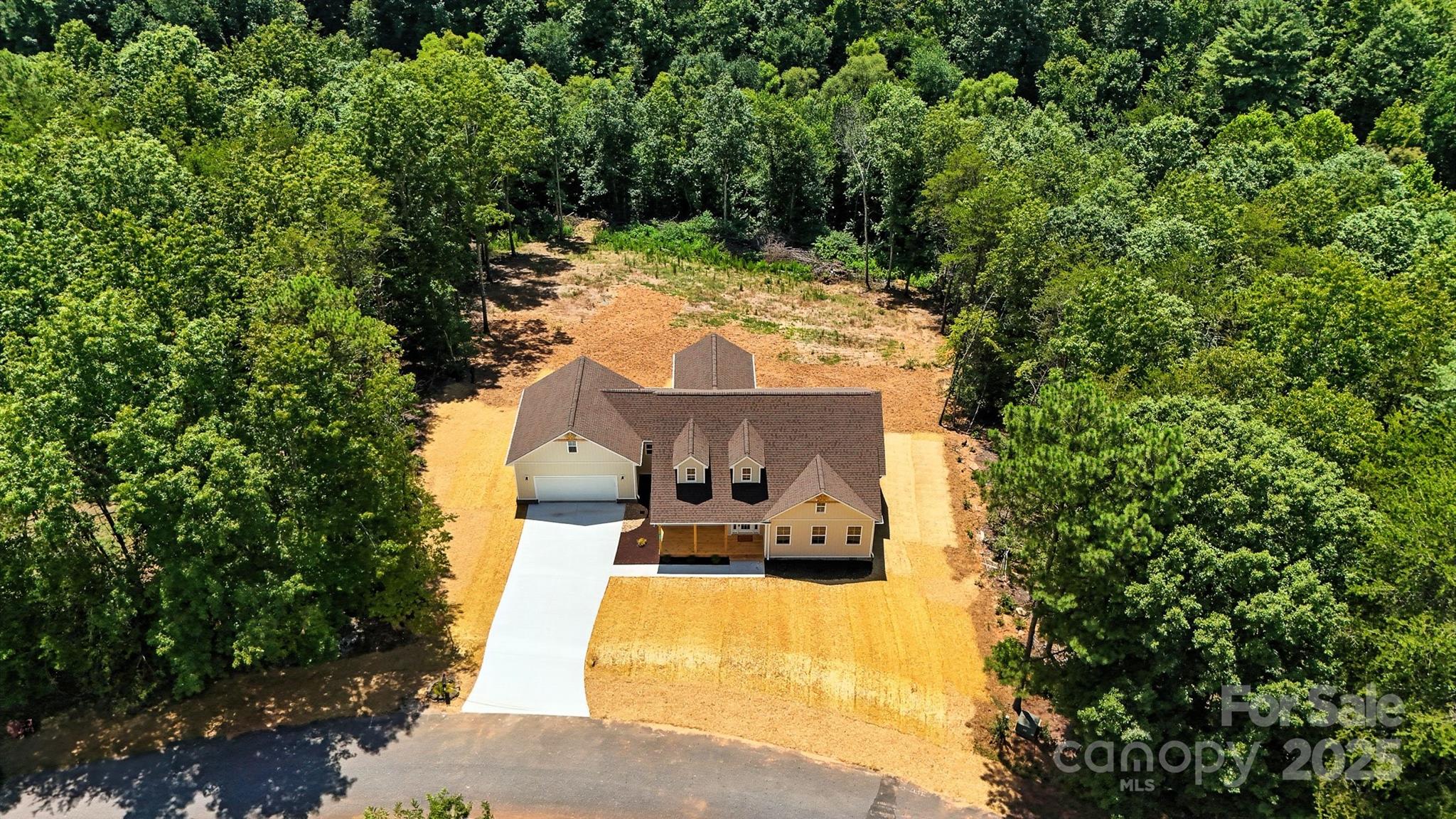 60 Westwinds Drive Unit: 9