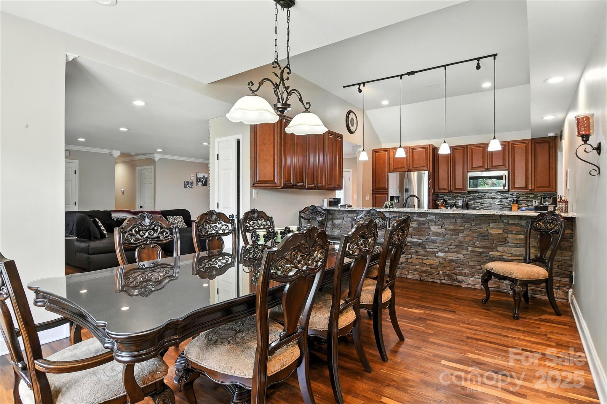 1315 Pear Drive
