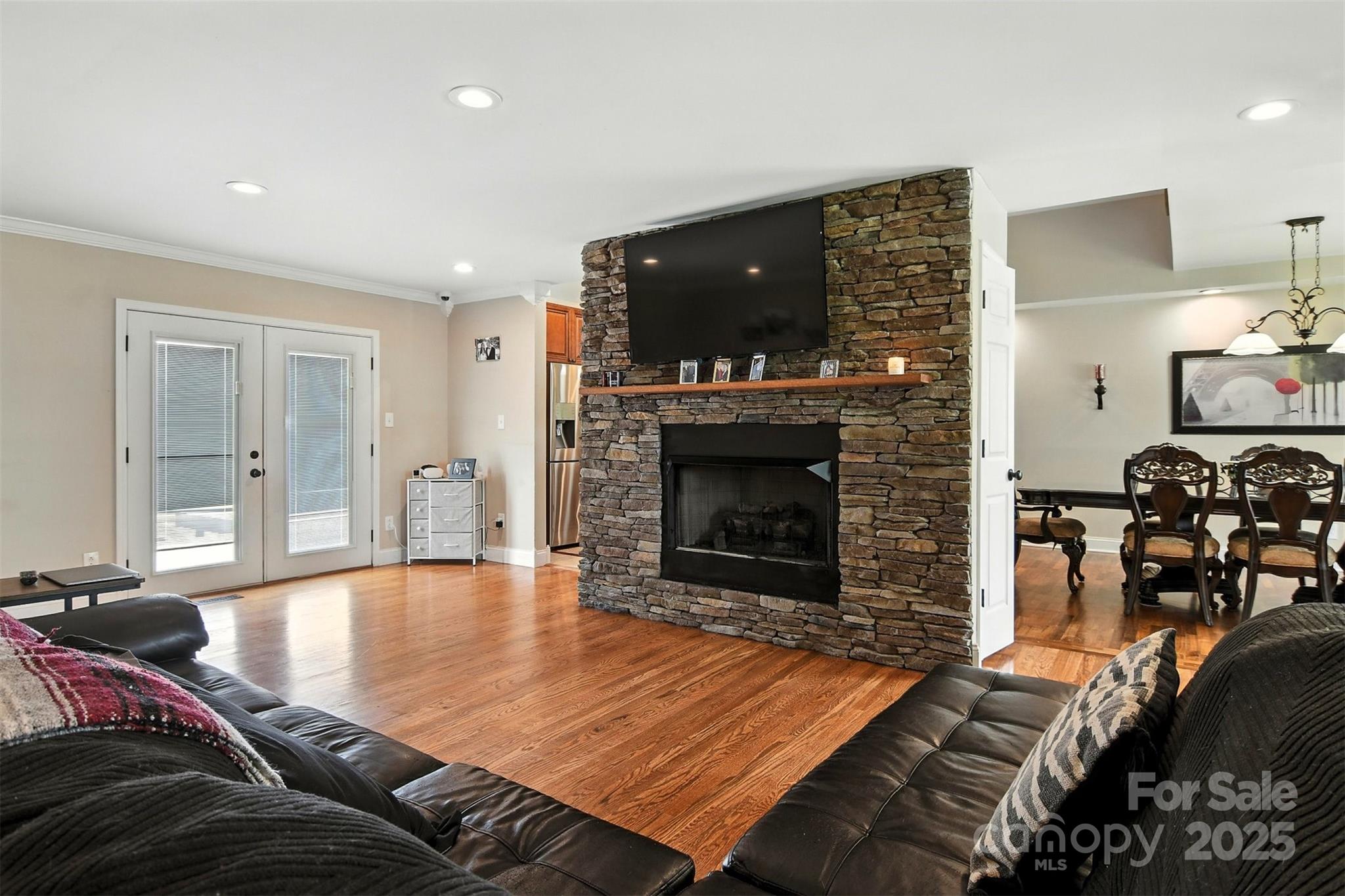1315 Pear Drive