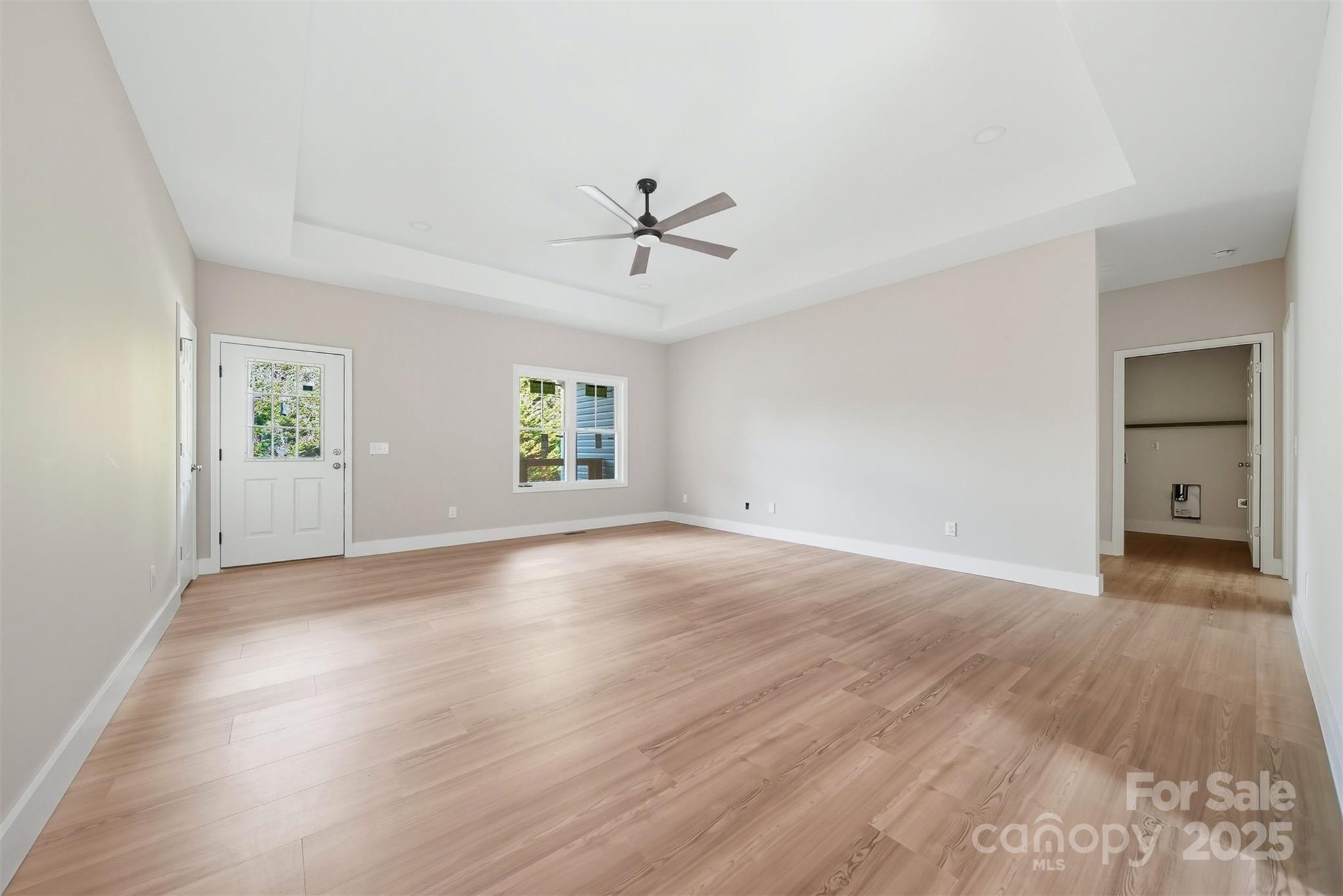 162 4th Street NE