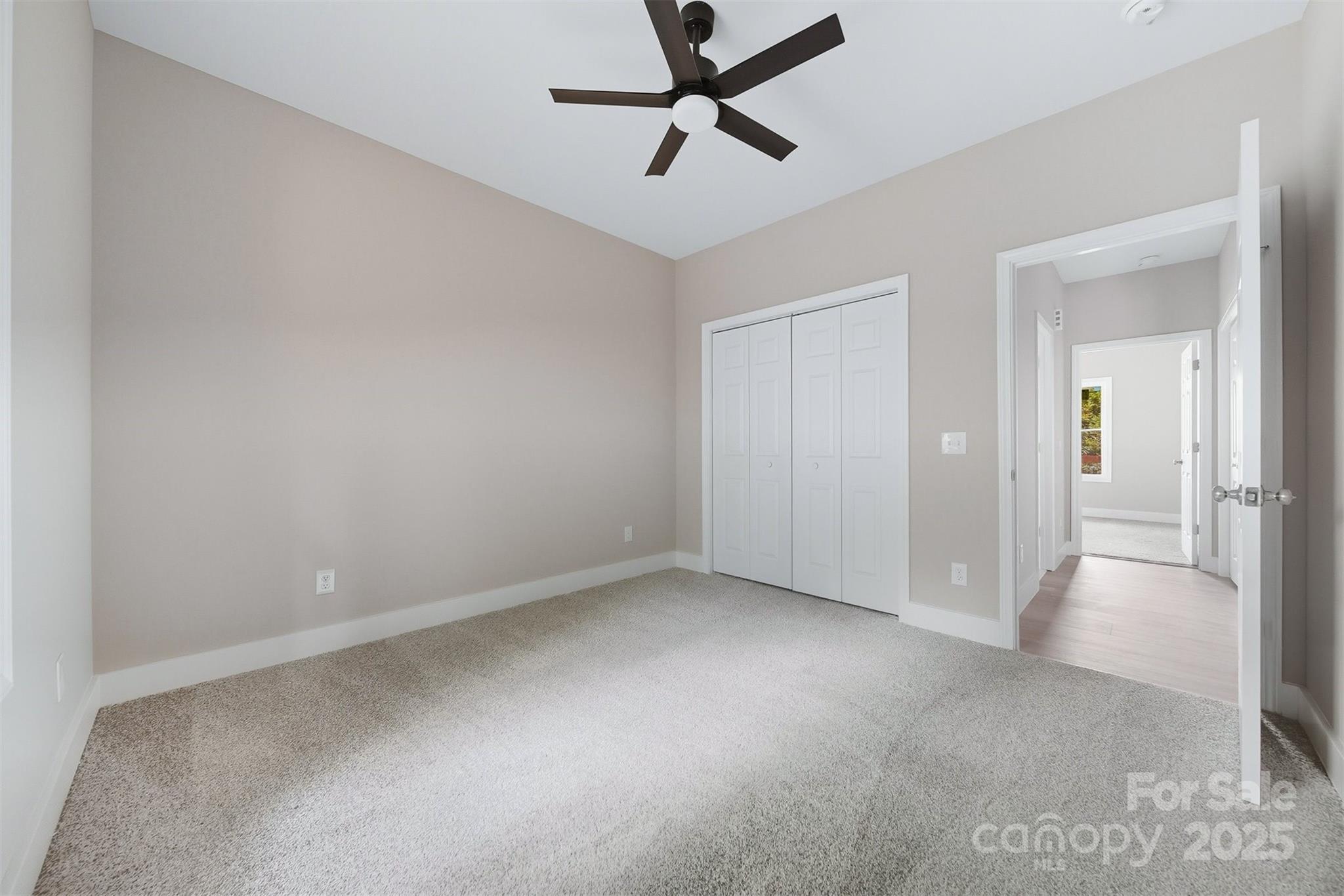 162 4th Street NE