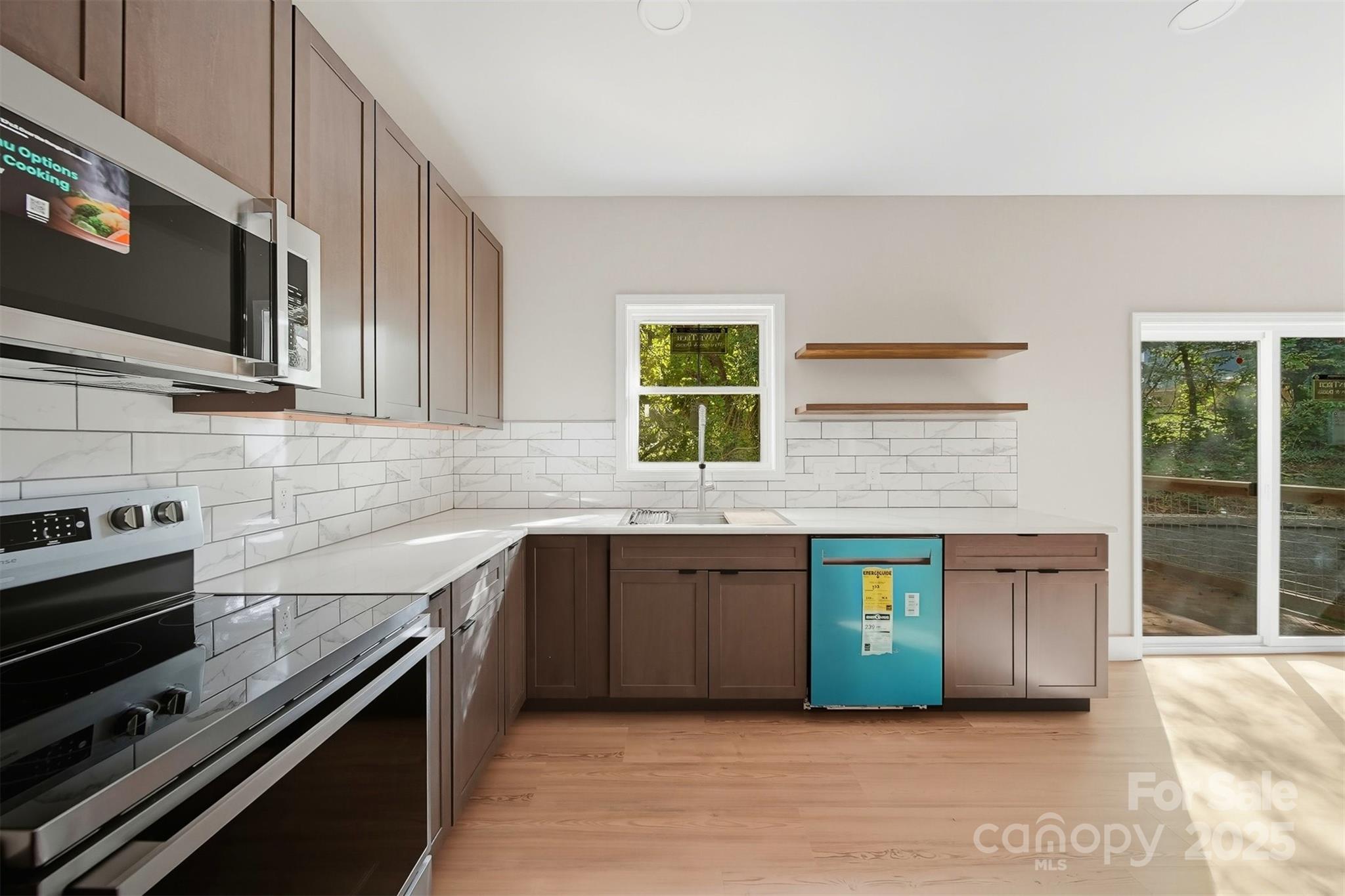 162 4th Street NE