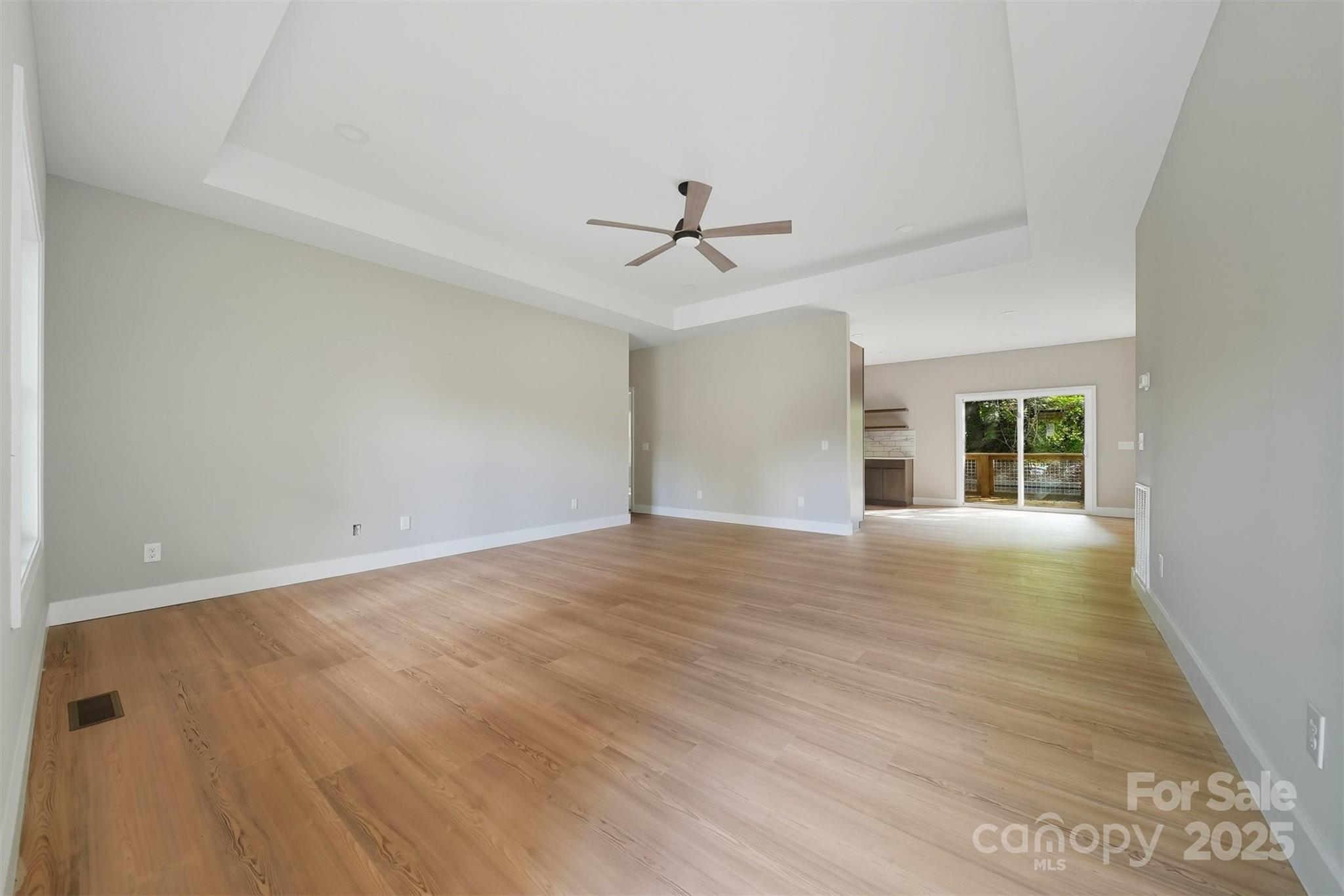 162 4th Street NE