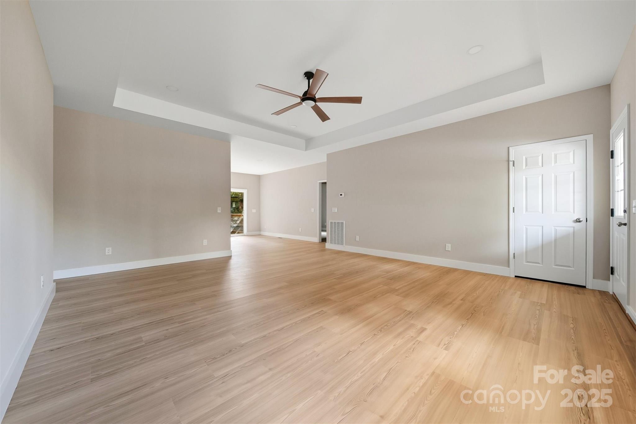 162 4th Street NE