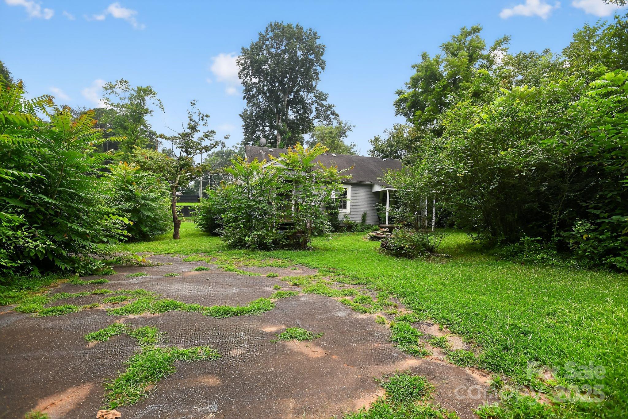 1226 Plaza Street NW