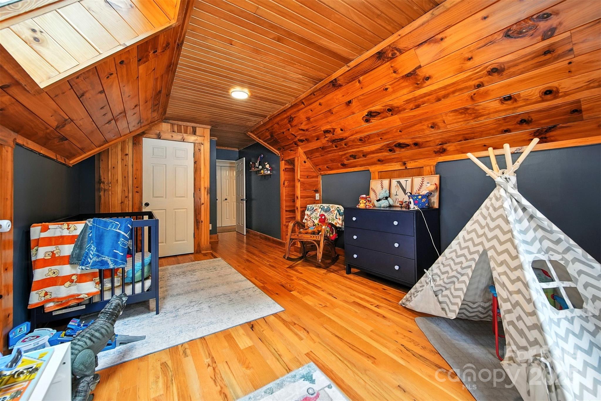 1641 9th Street Place SE