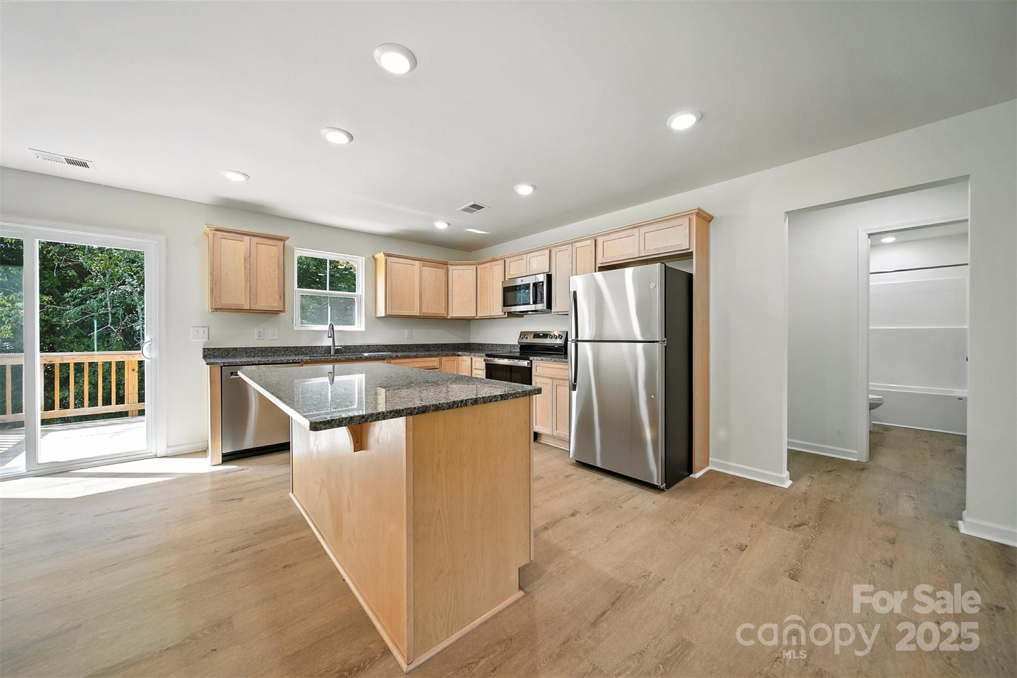 3321 15th Avenue SW