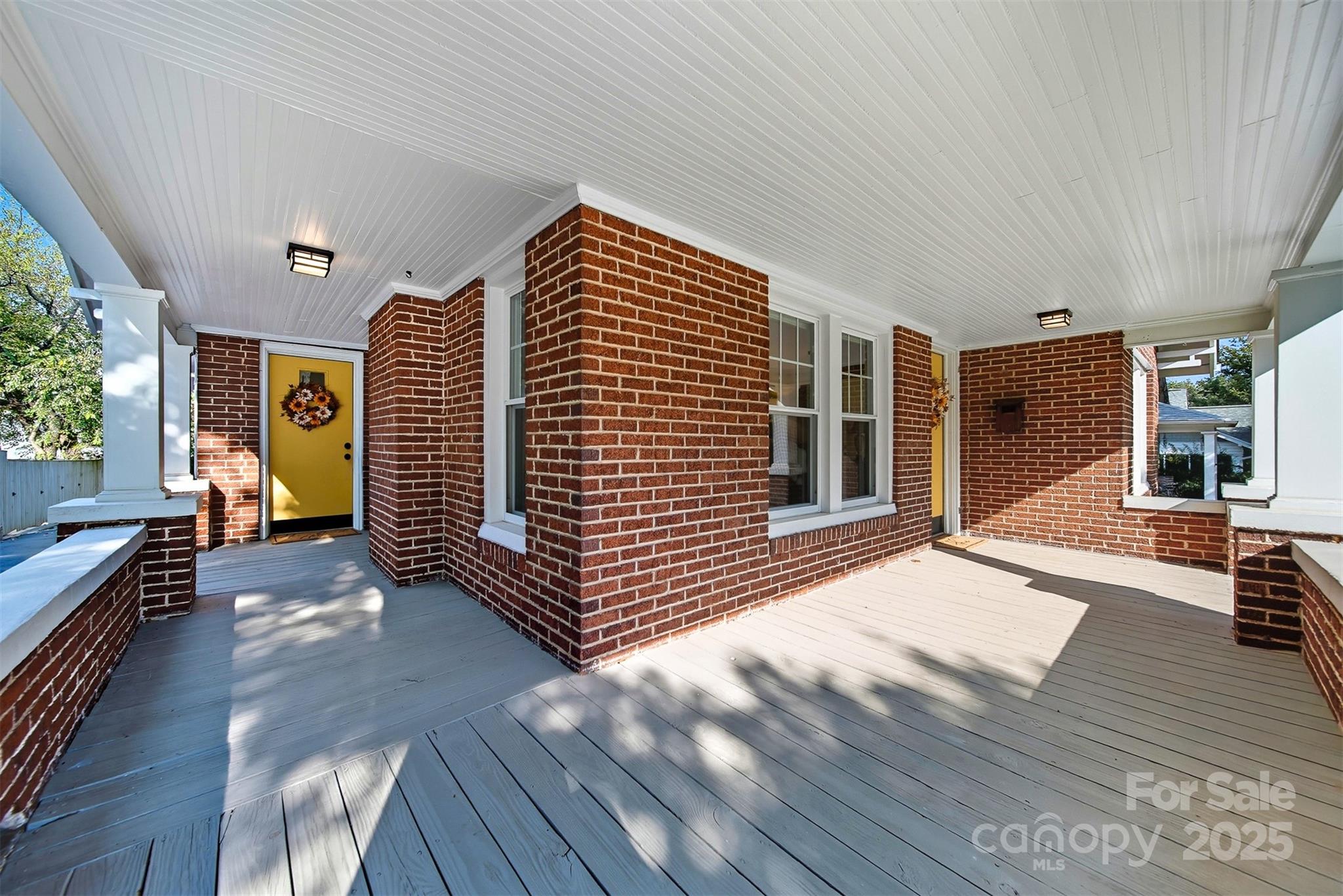 609 2nd Street NE