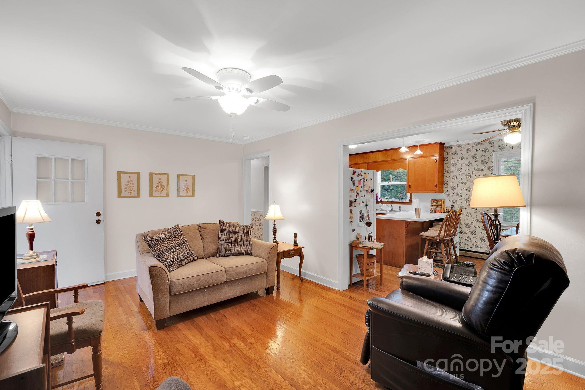 5006 Poplar View Lane