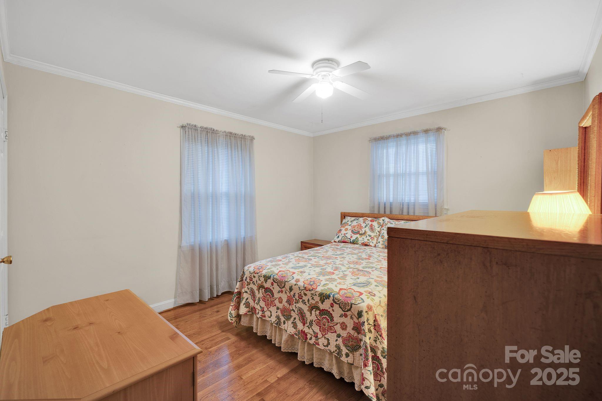 5006 Poplar View Lane