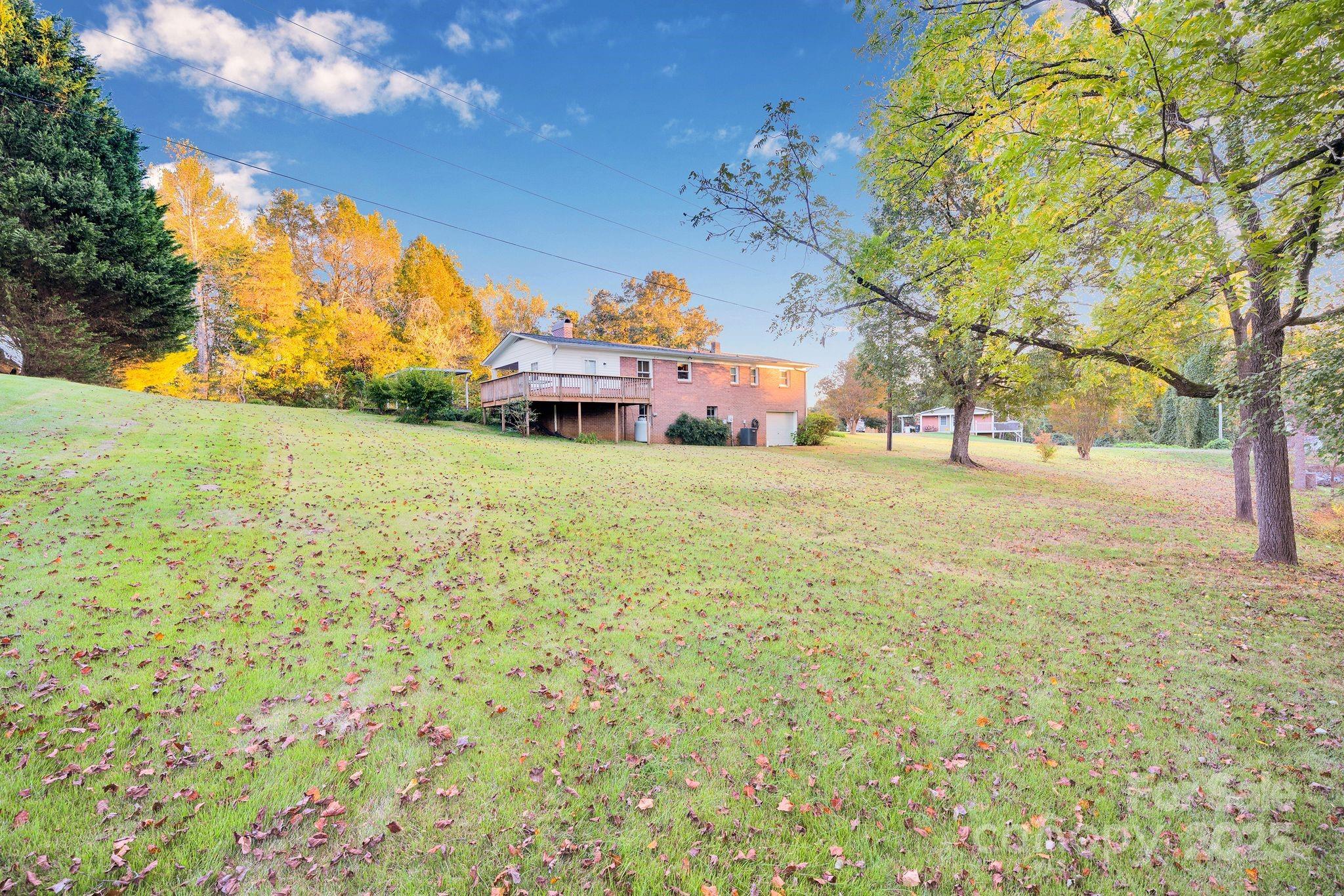 5006 Poplar View Lane