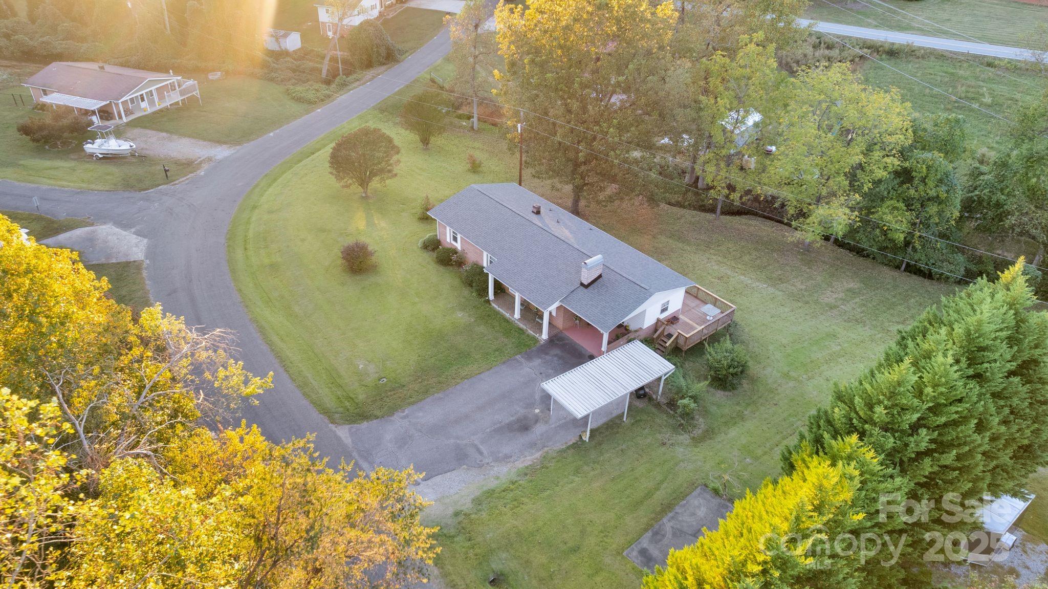 5006 Poplar View Lane