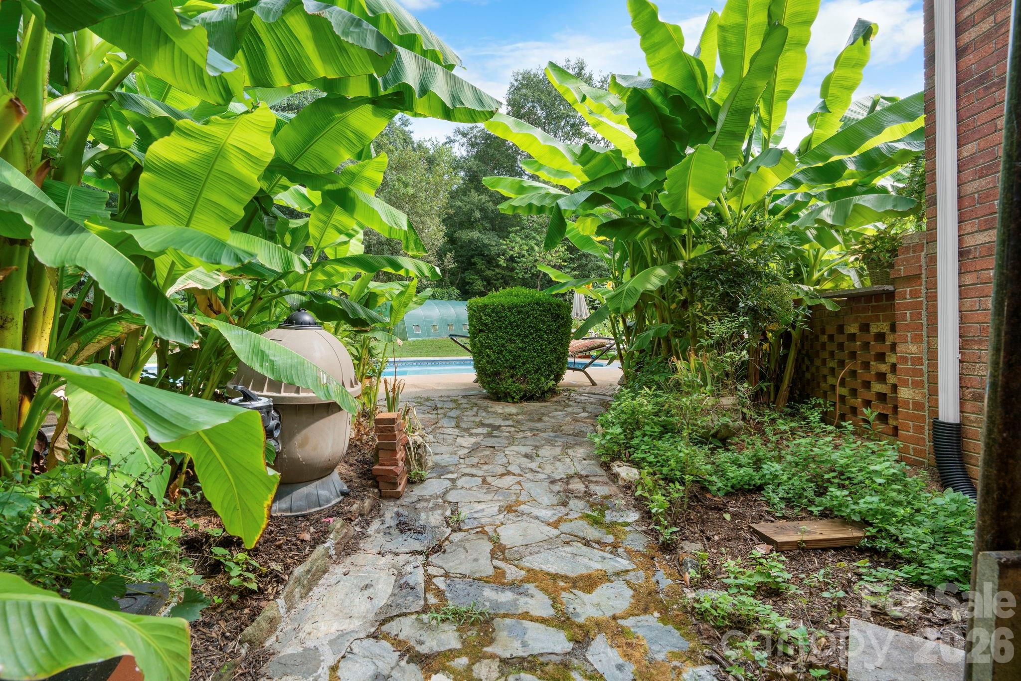 1750 5th Street Drive NW