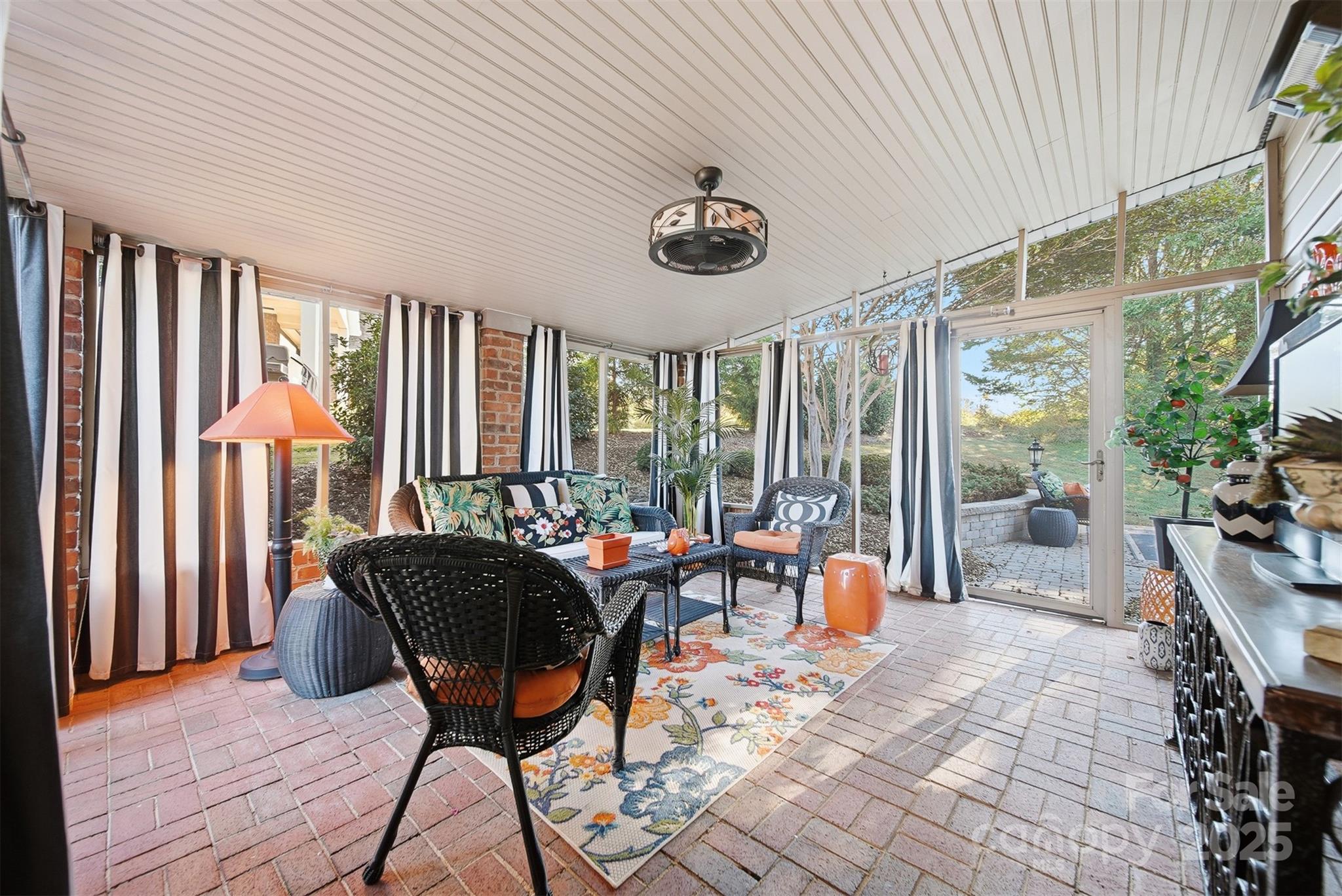 4410 1st Street Drive NW