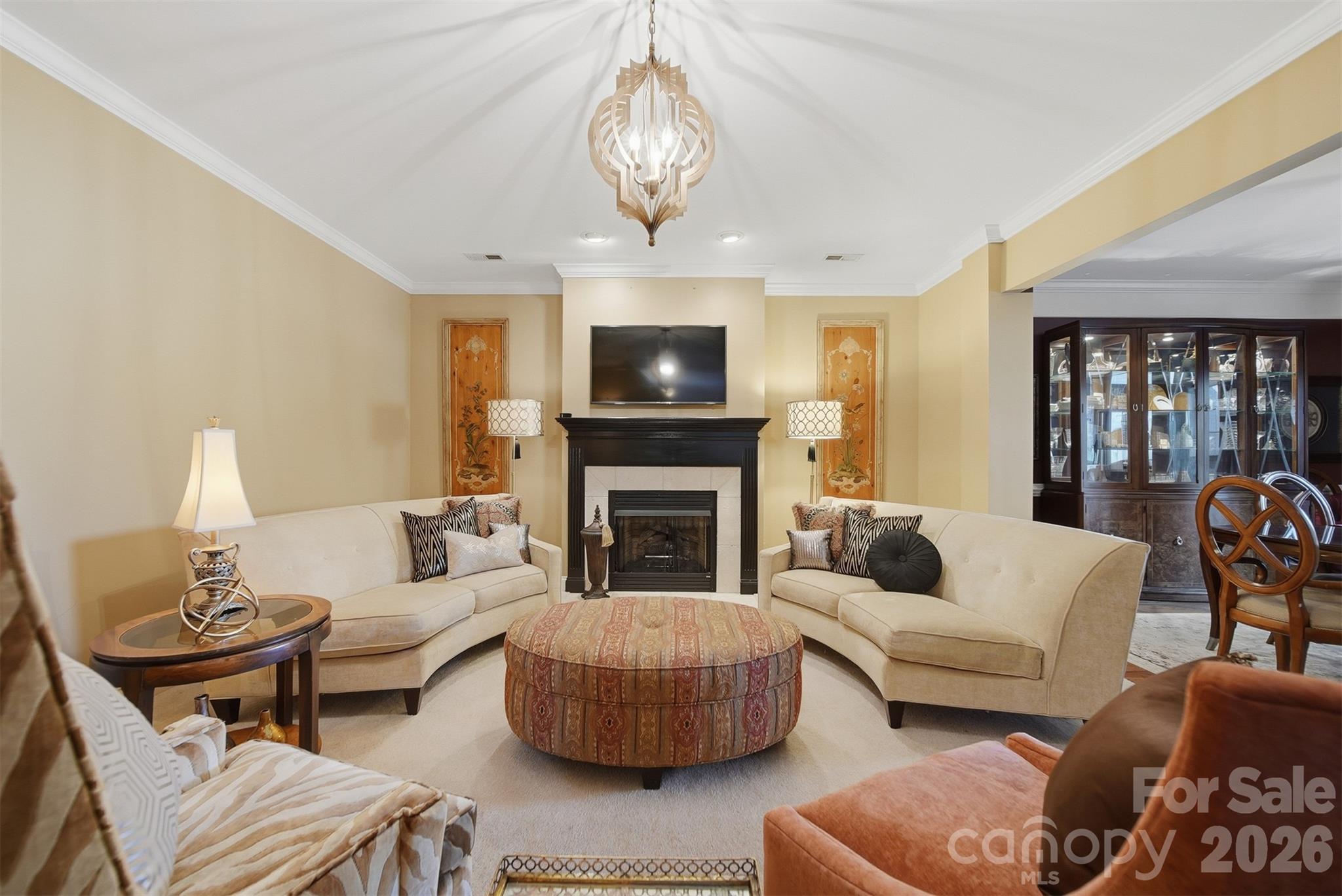 4410 1st Street Drive NW