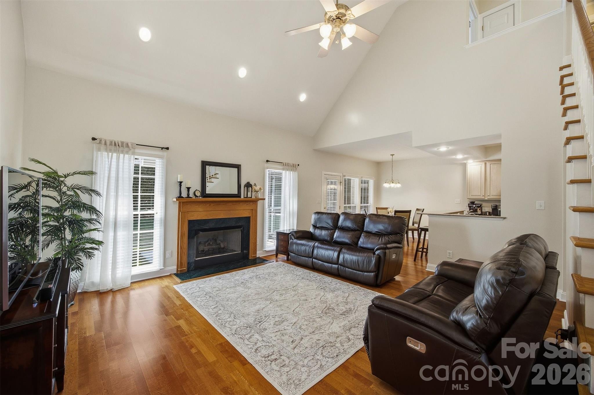 1740 30th Avenue Drive NE