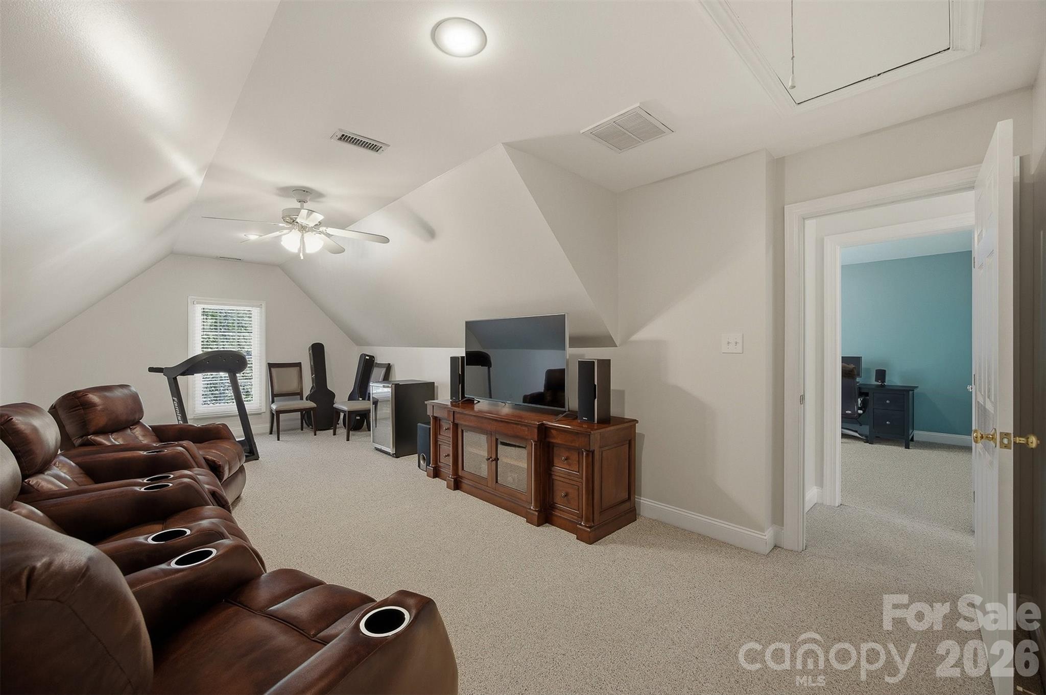 1740 30th Avenue Drive NE