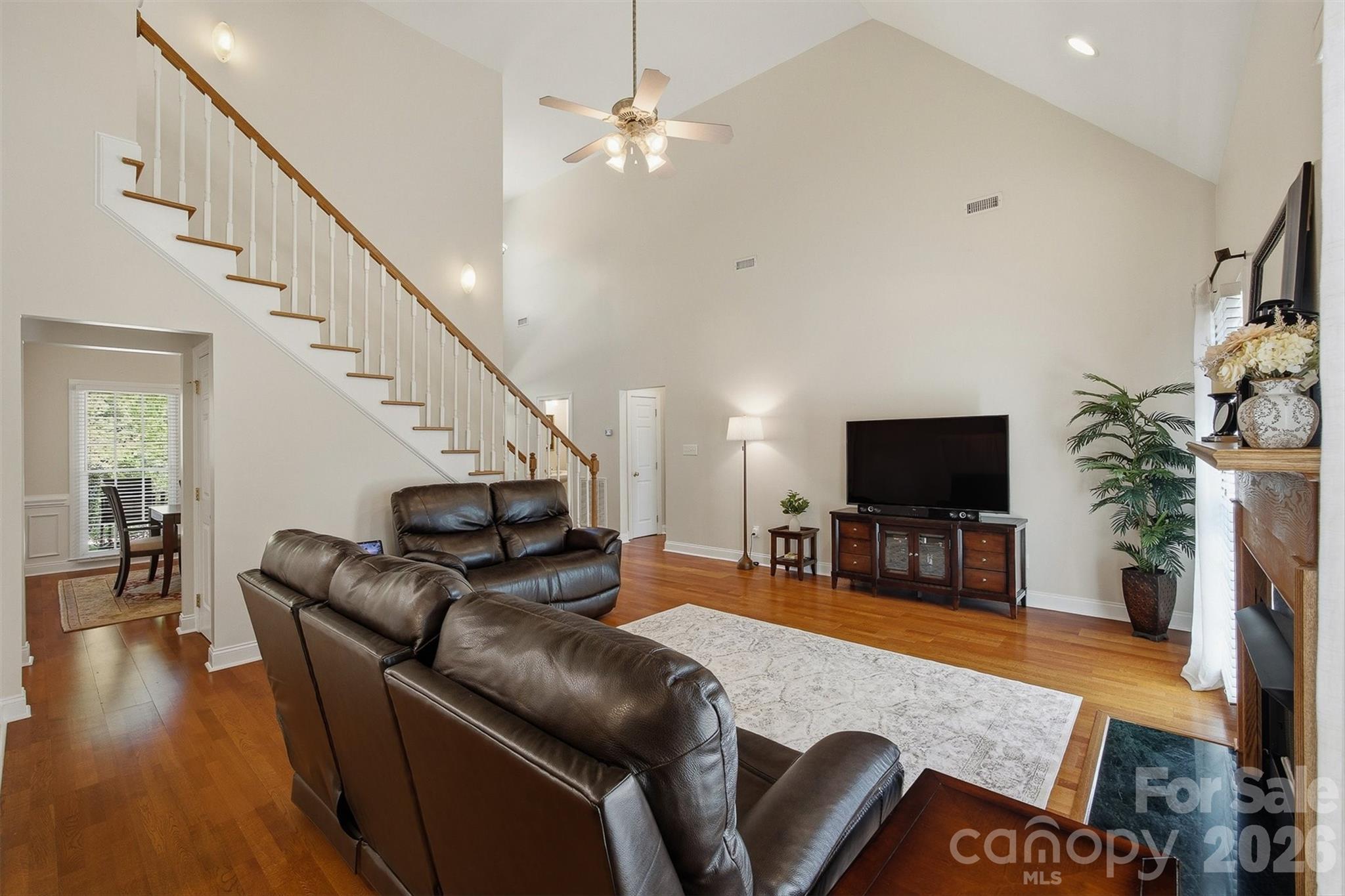 1740 30th Avenue Drive NE
