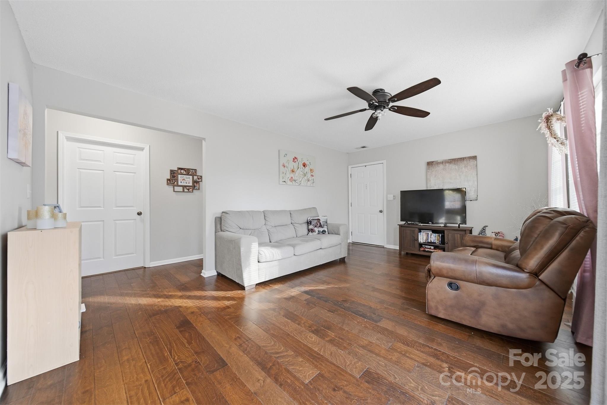 102 Brandywine Drive NE Unit: T1