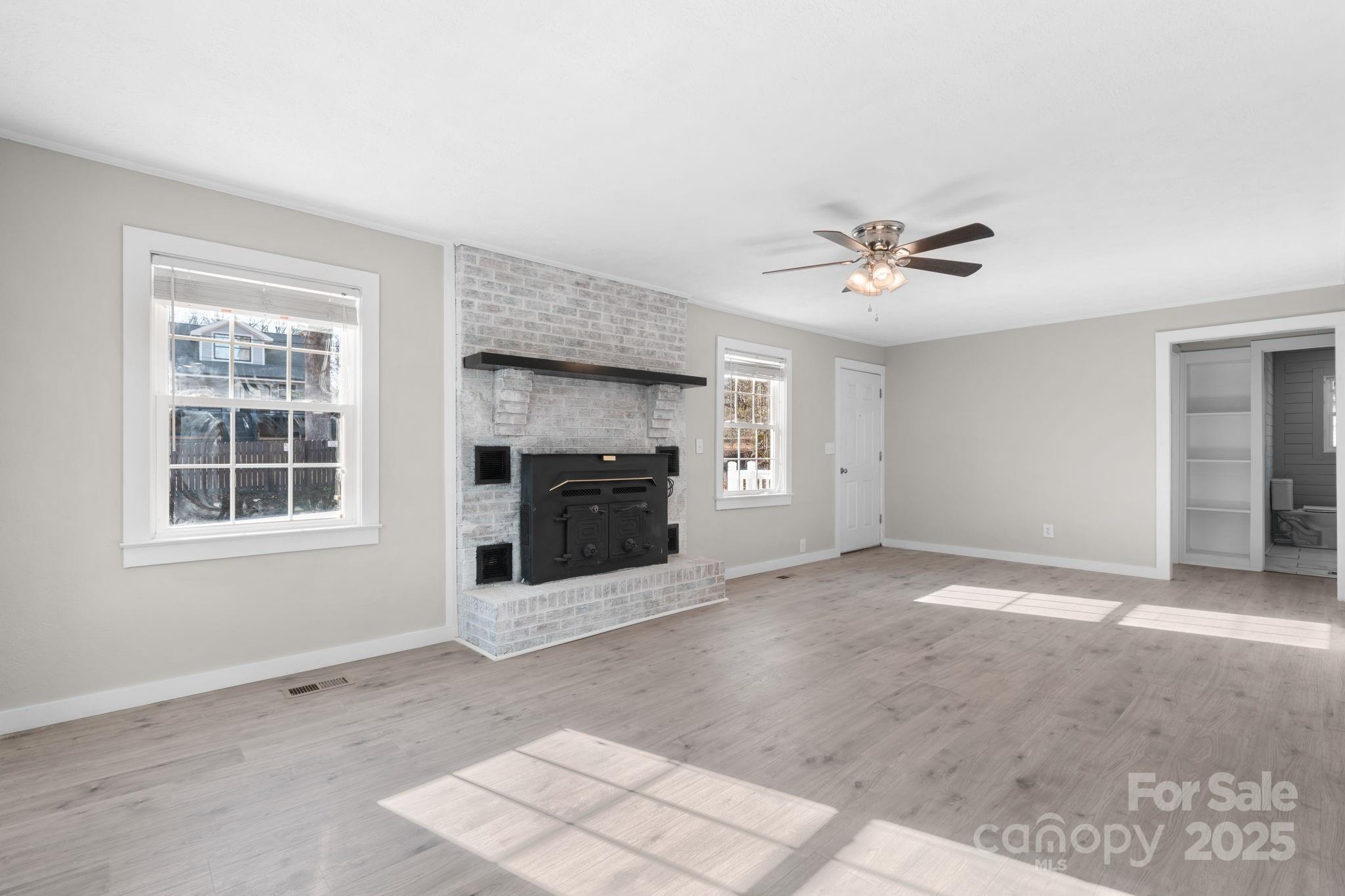 1226 Plaza Street NW