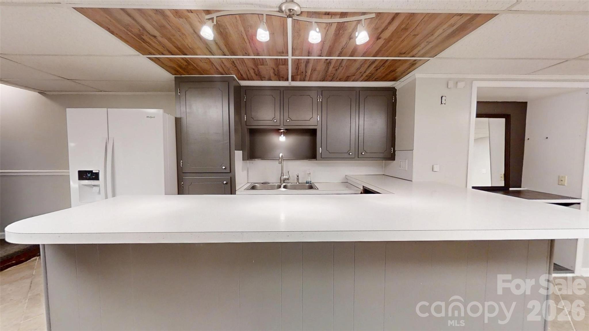 611 5th Avenue NE Unit: PT21&22/L