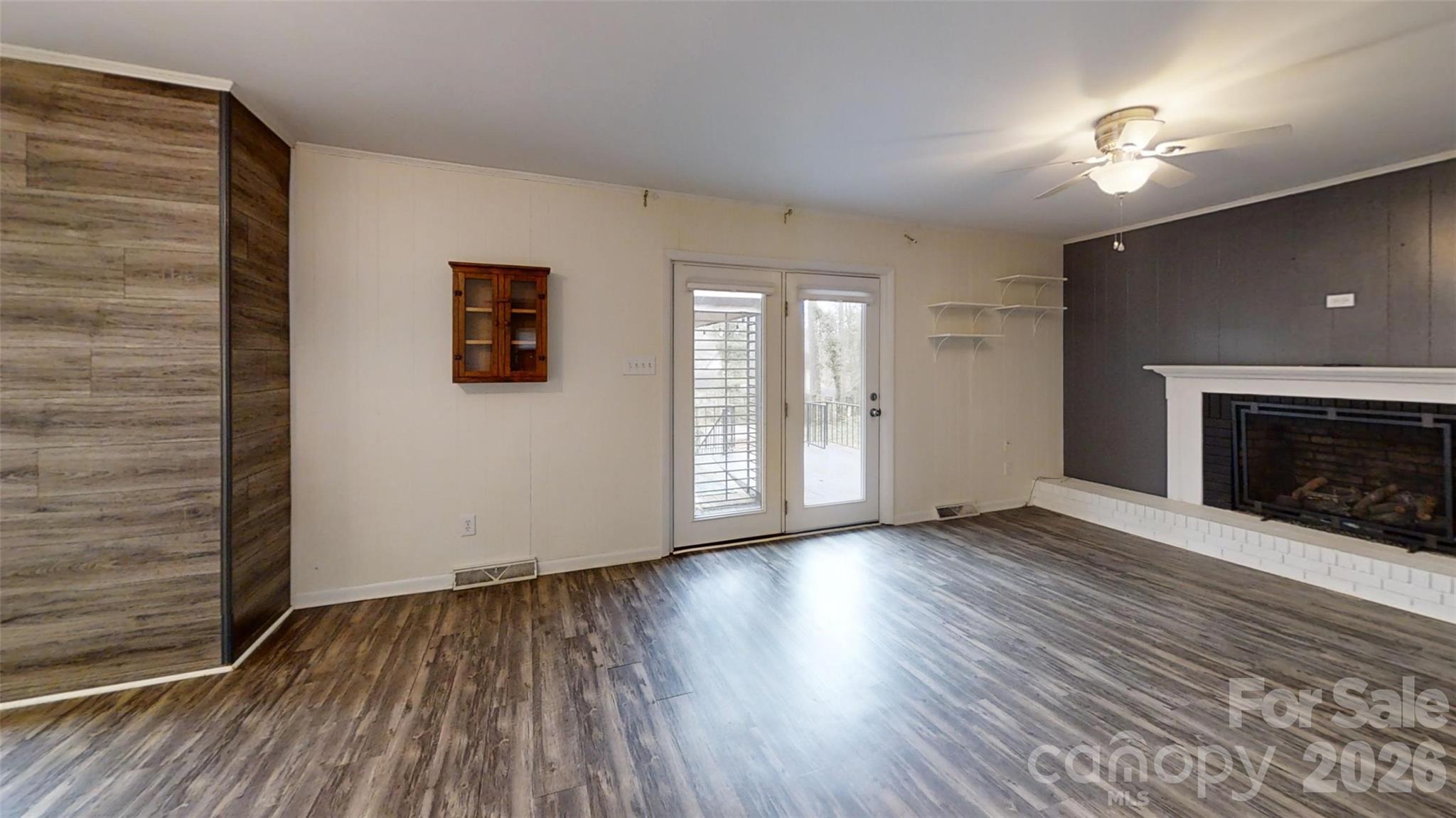 611 5th Avenue NE Unit: PT21&22/L