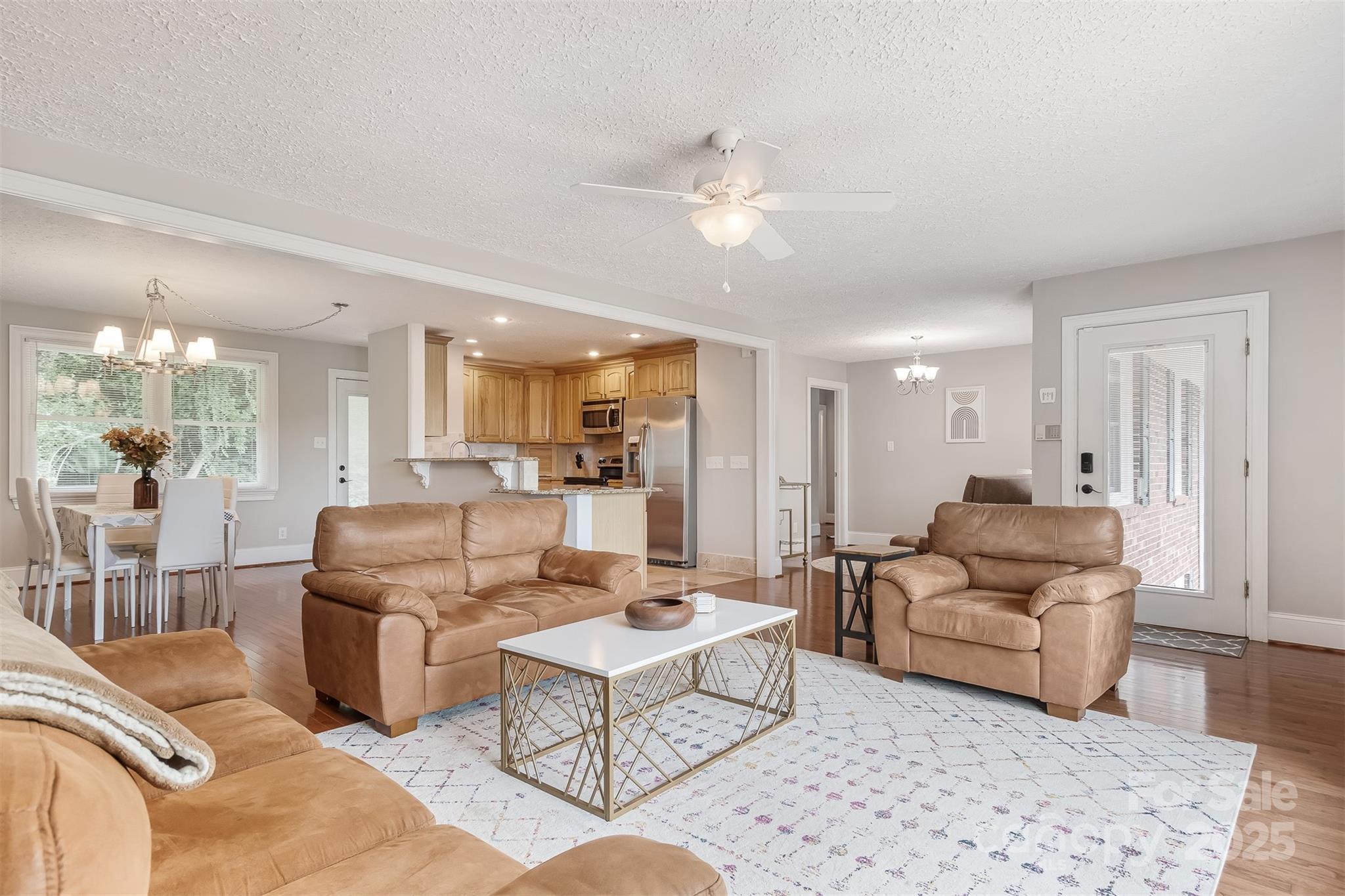 6294 Southlake Drive