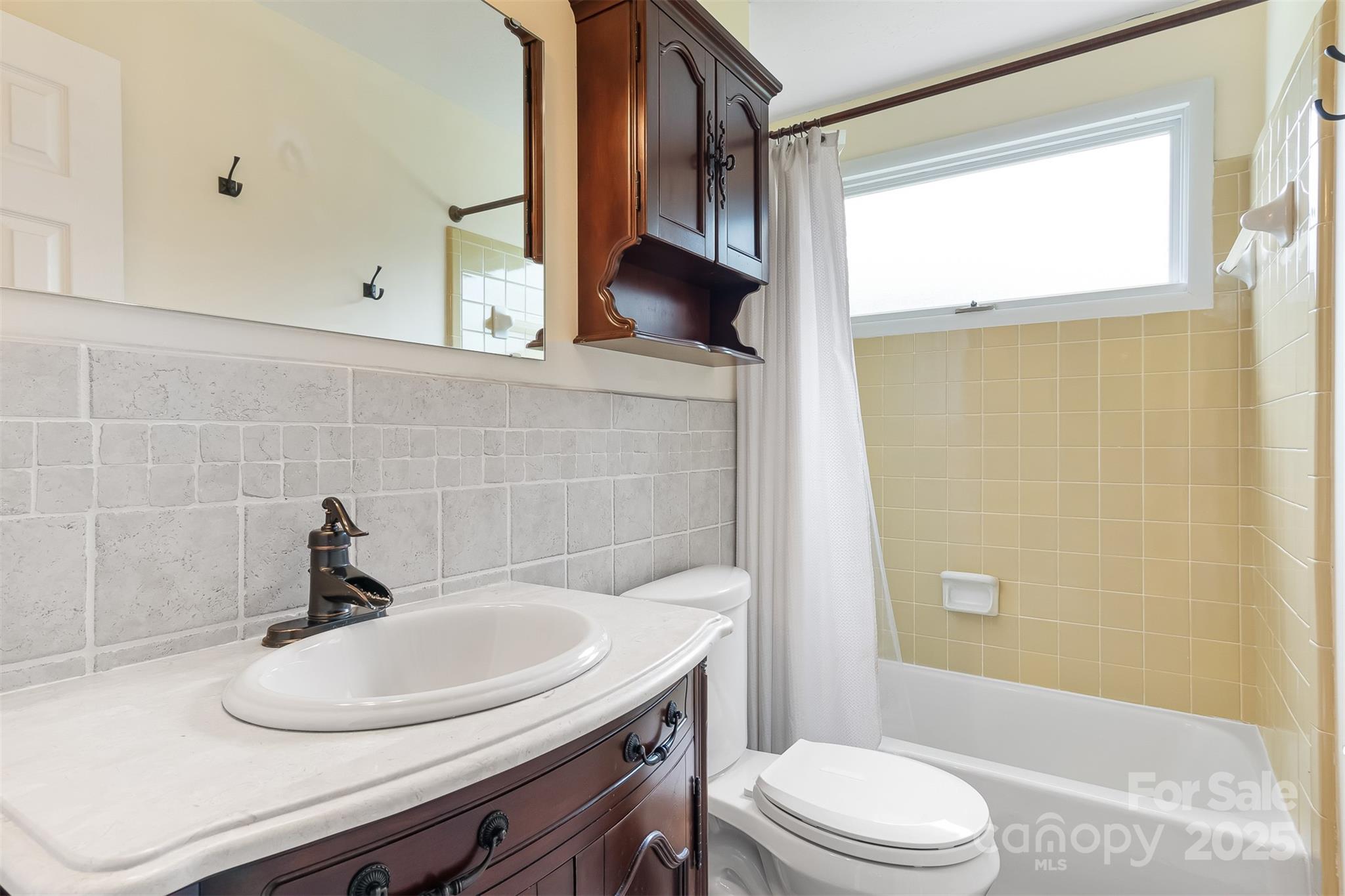 6294 Southlake Drive