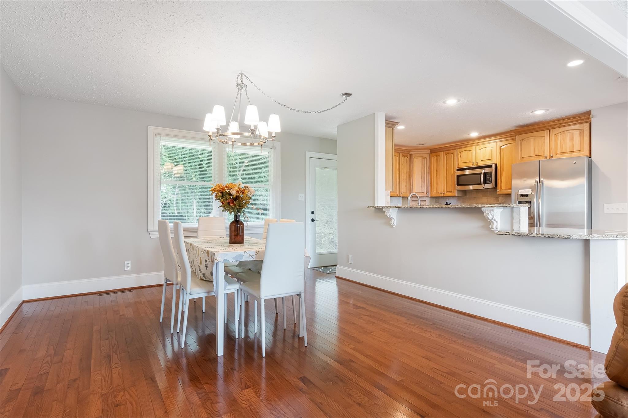 6294 Southlake Drive