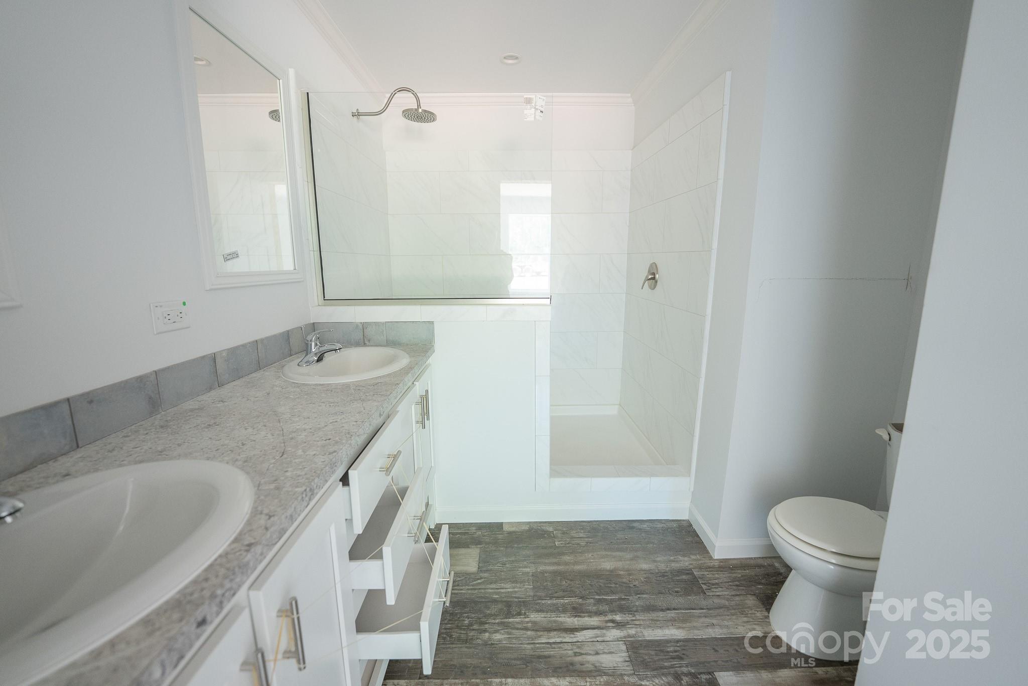 1853 Hill River Road Unit: 1-2