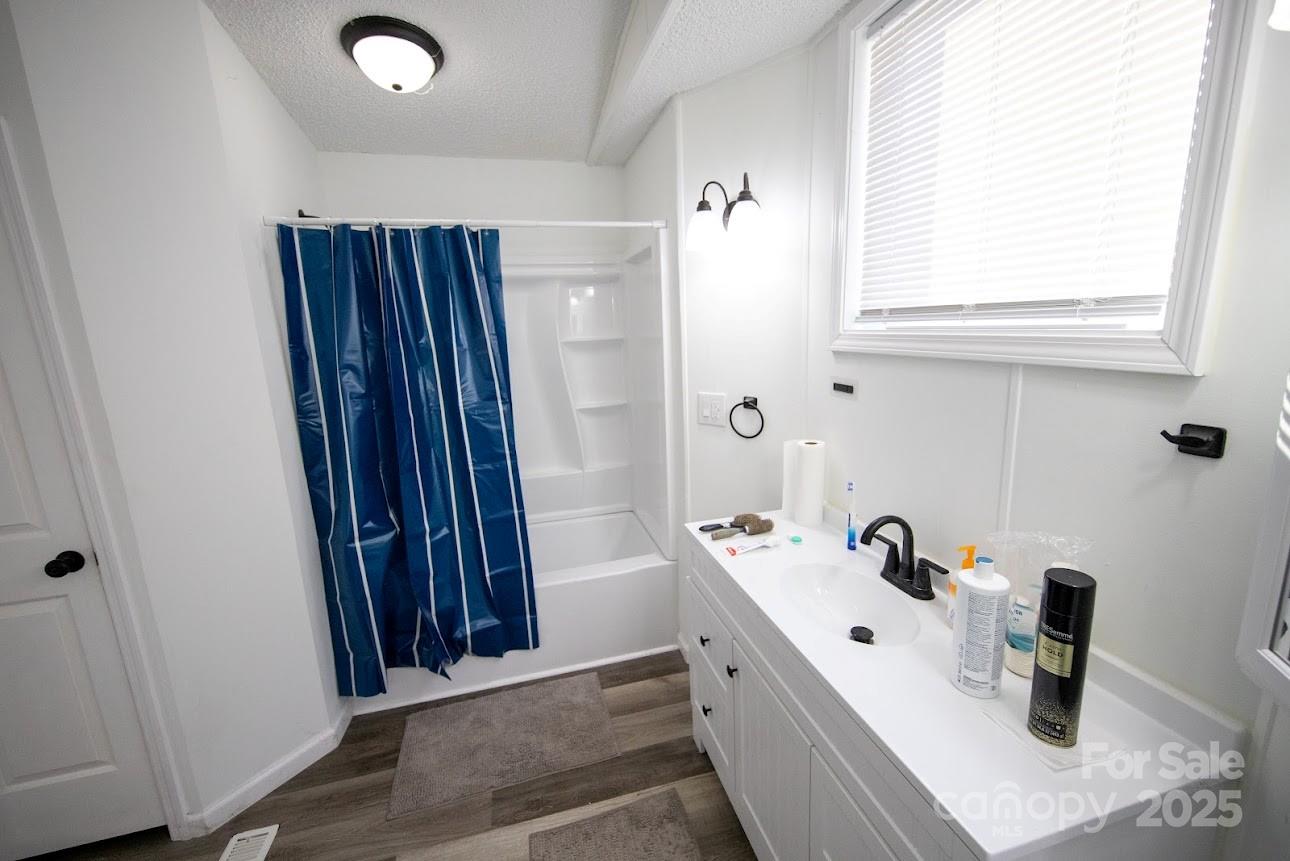 717 Pine Mountain Road