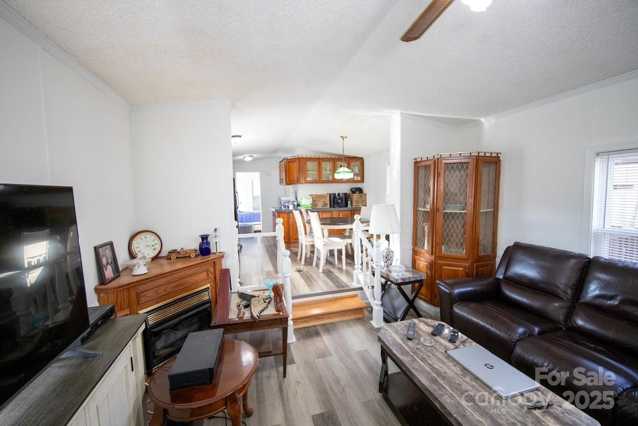 717 Pine Mountain Road